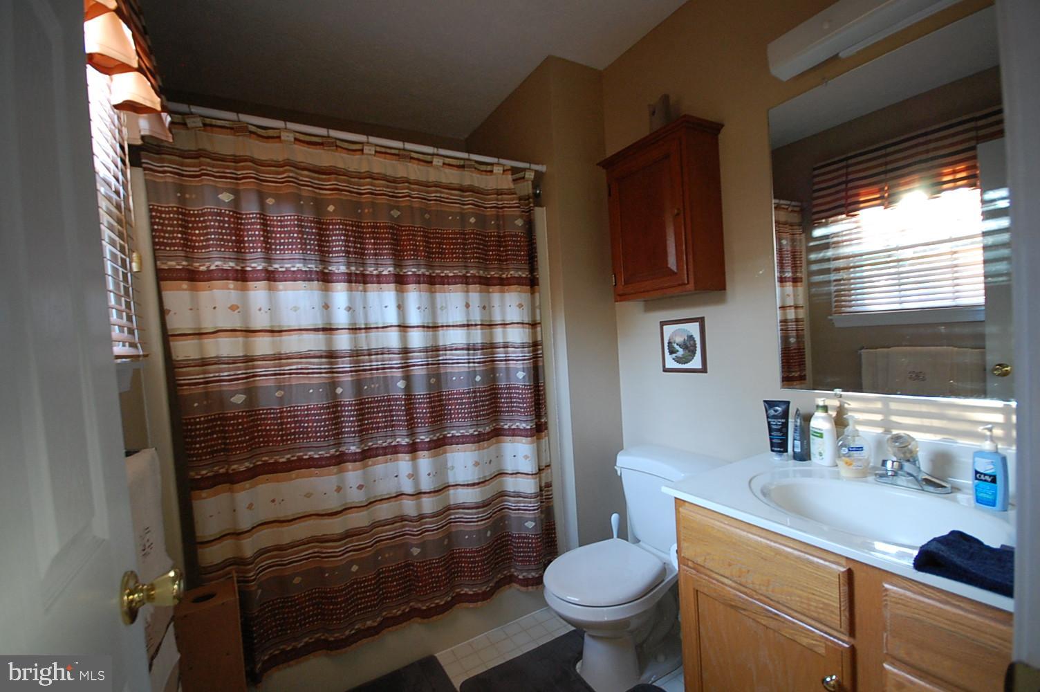 WHISPERING FALLS - Residential