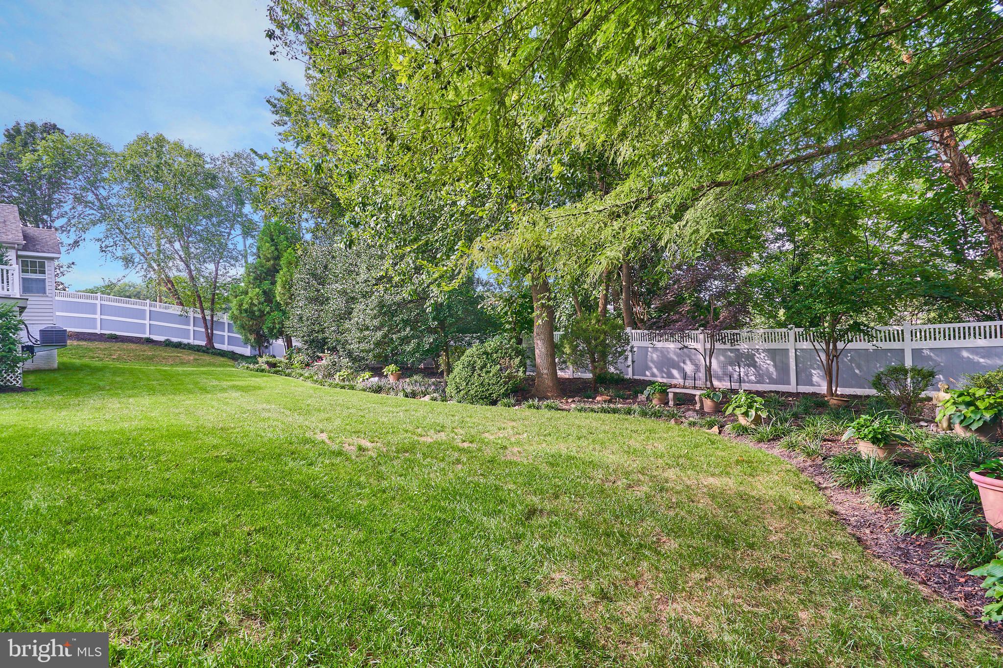 JERMANTOWN ROAD - Residential Lease