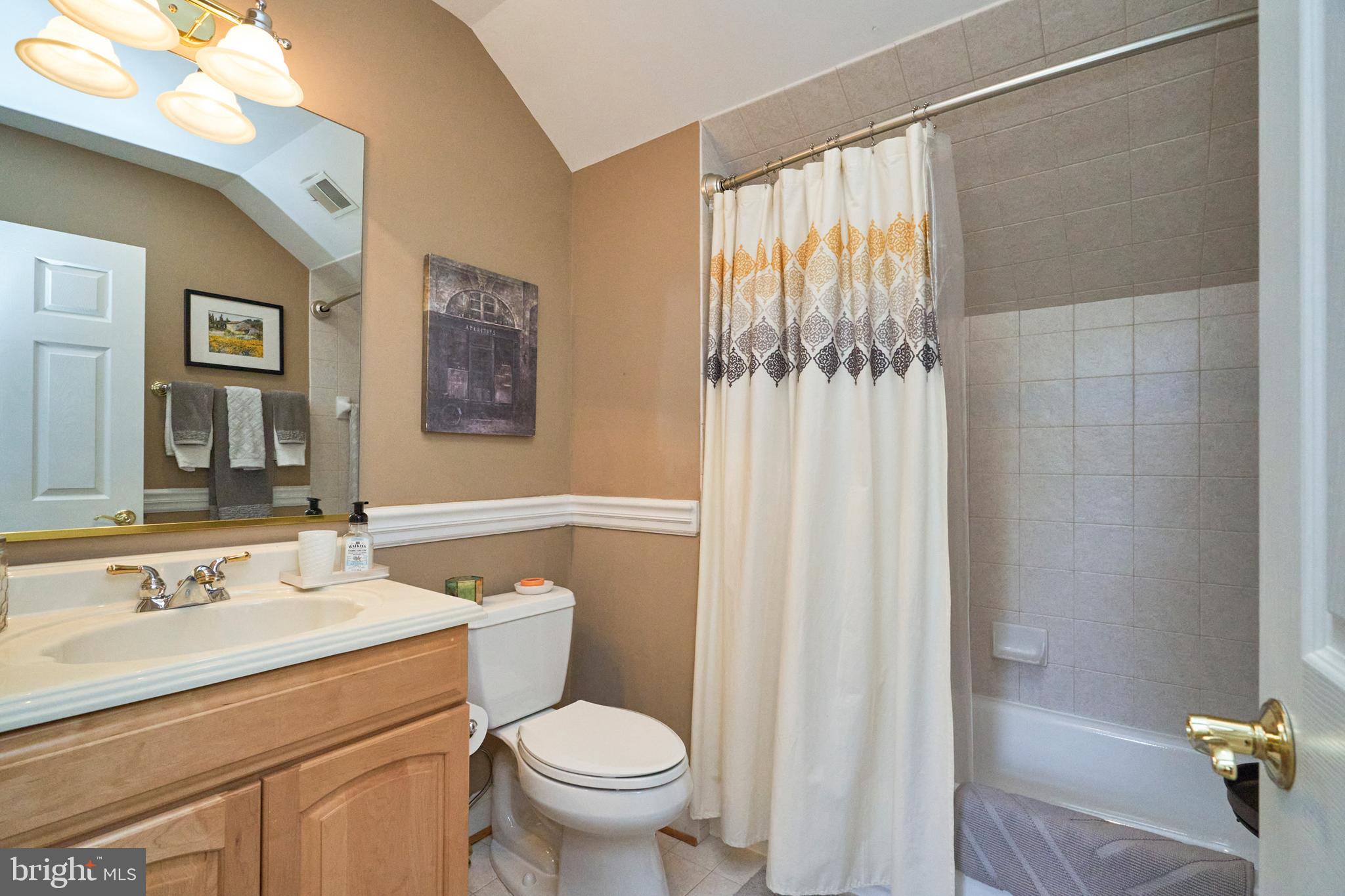 JERMANTOWN ROAD - Residential Lease