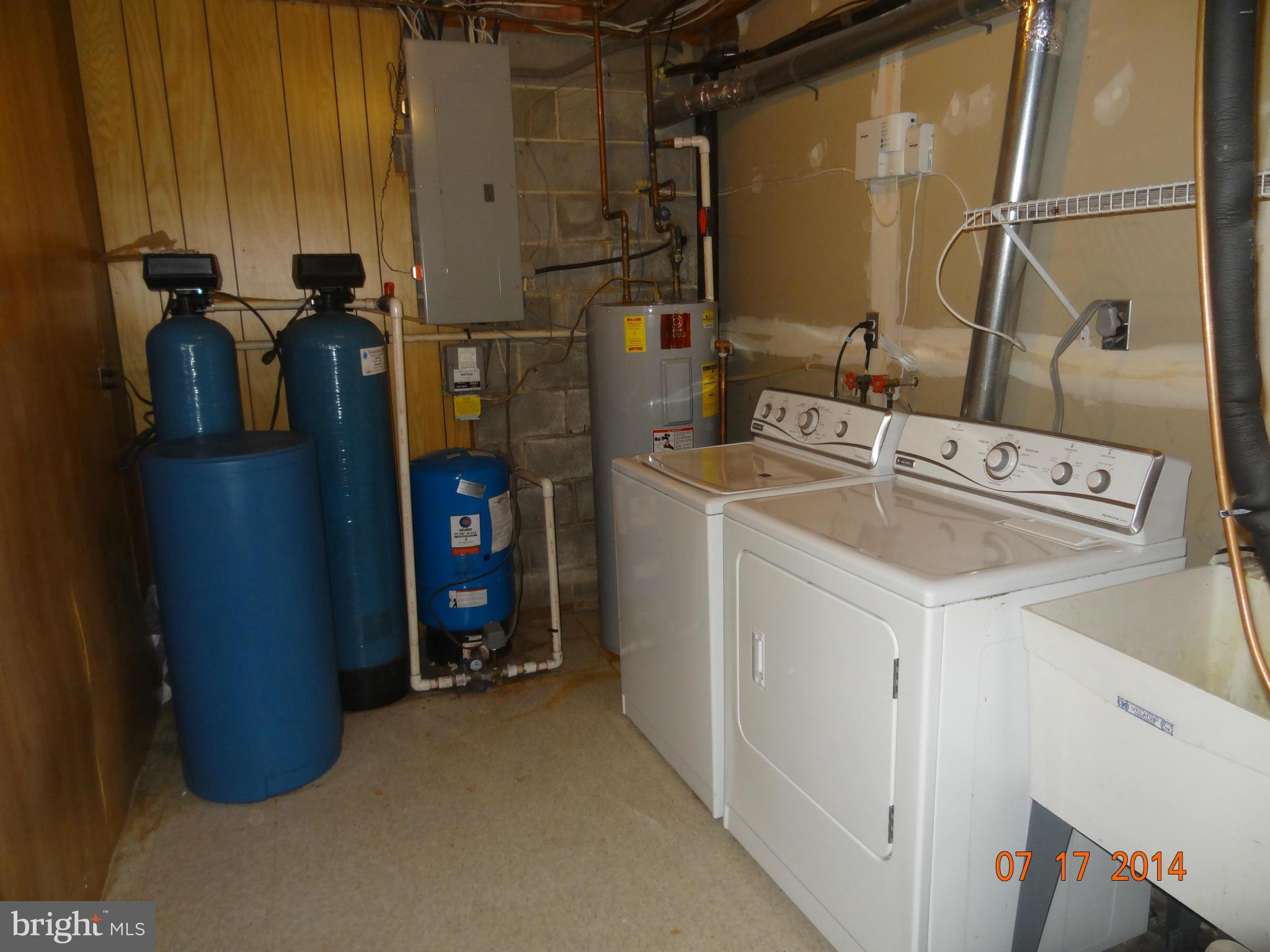 DAVIS FORD - Residential