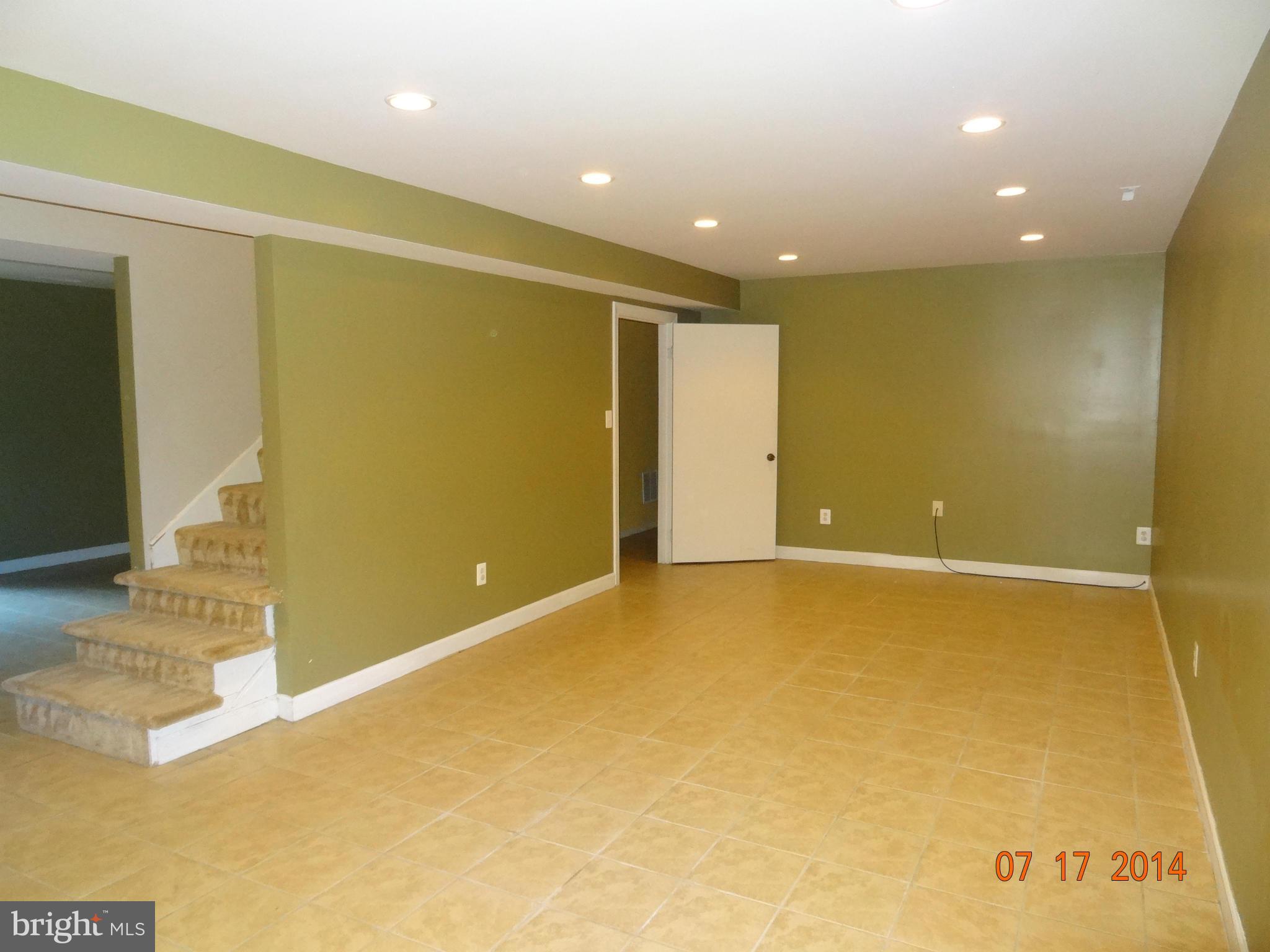 DAVIS FORD - Residential