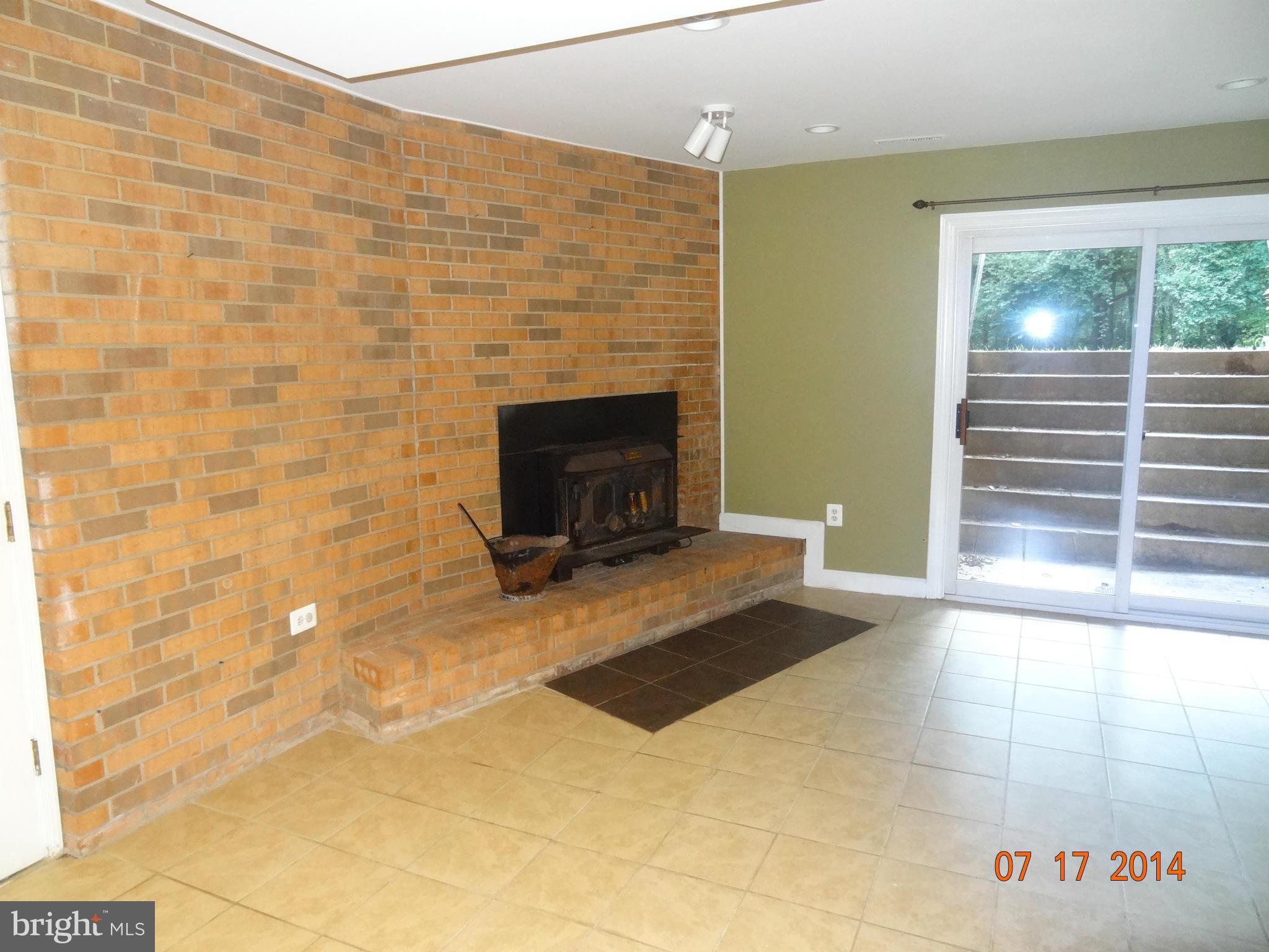 DAVIS FORD - Residential