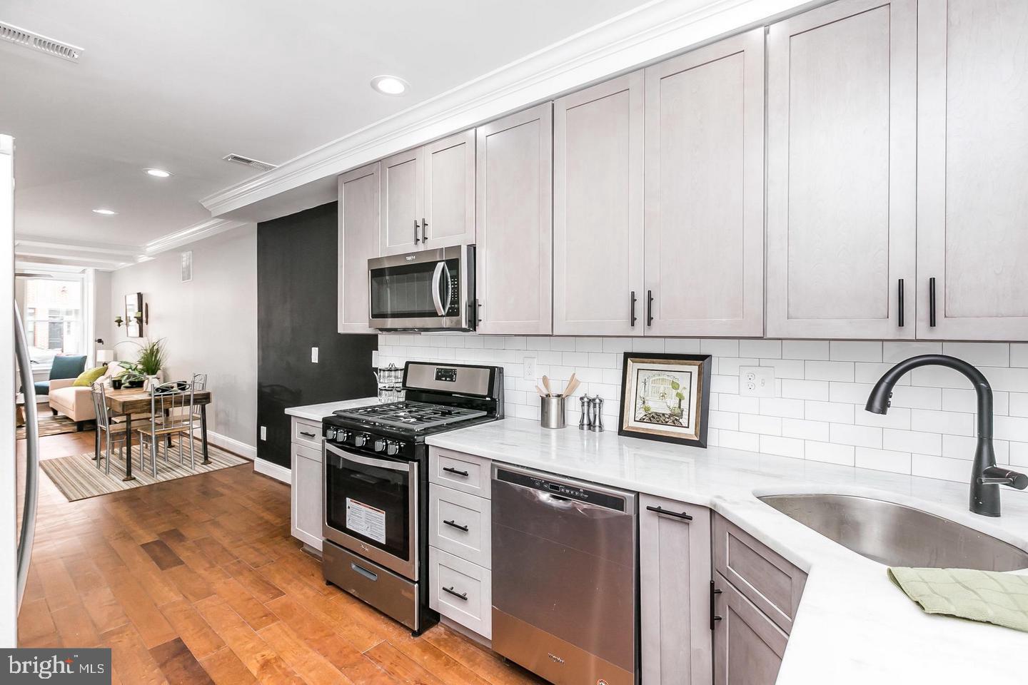 FELLS POINT HISTORIC DISTRICT - Residential