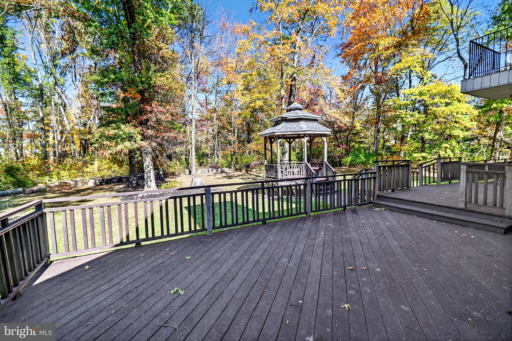 ROSEDALE ACRES - Residential