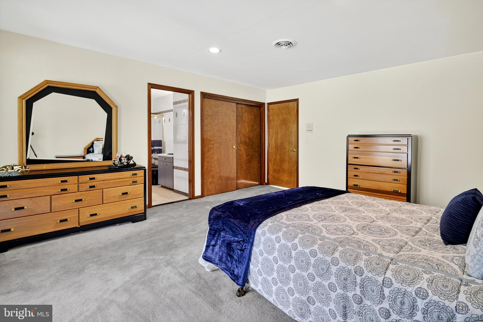 ROSEDALE ACRES - Residential