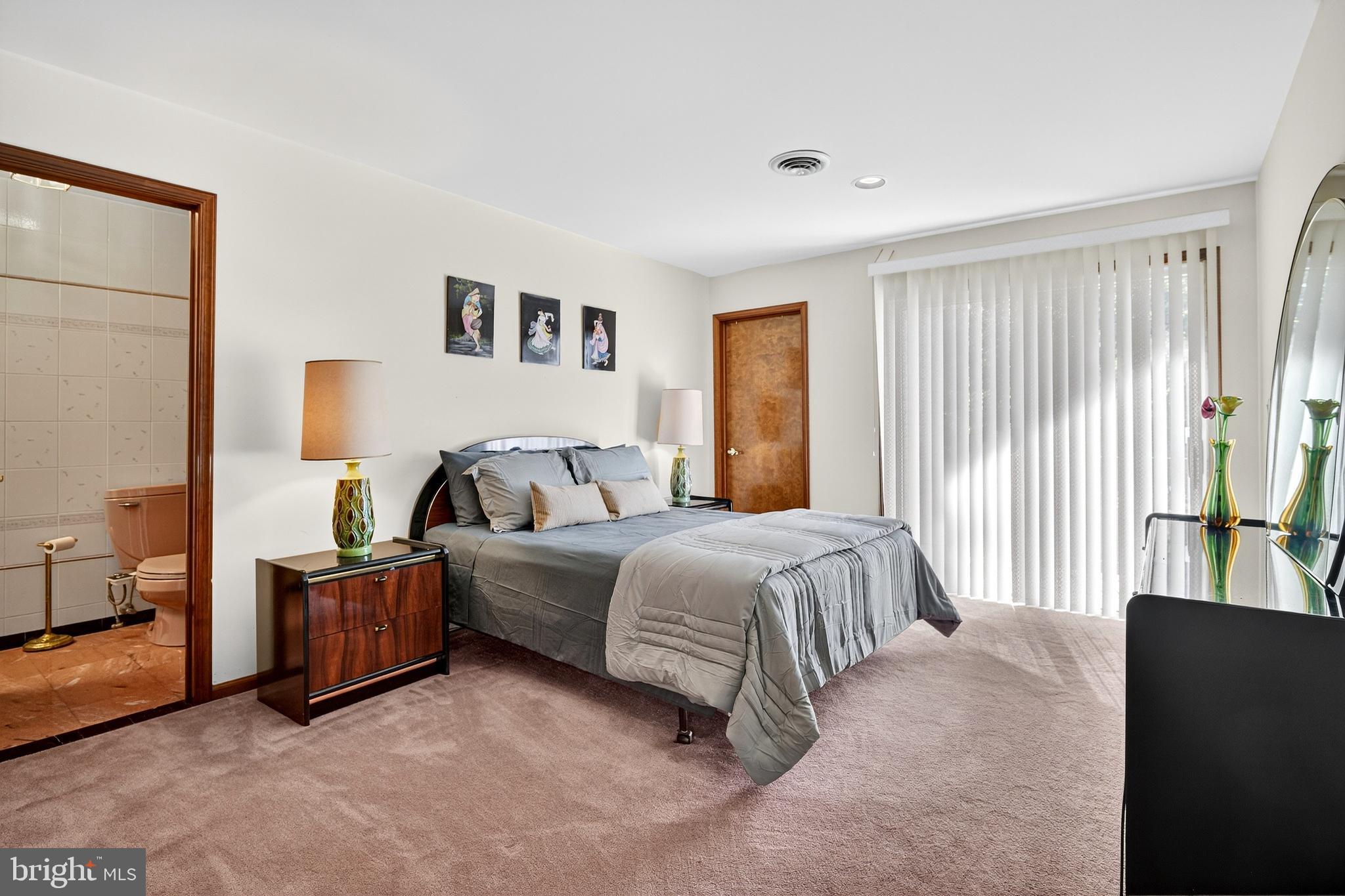 ROSEDALE ACRES - Residential