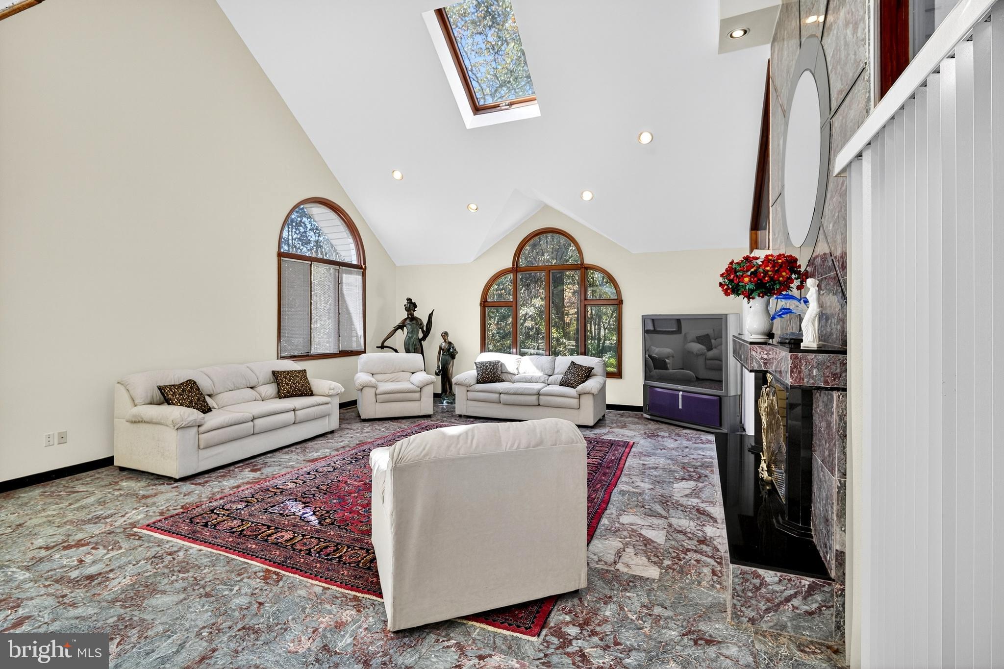 ROSEDALE ACRES - Residential