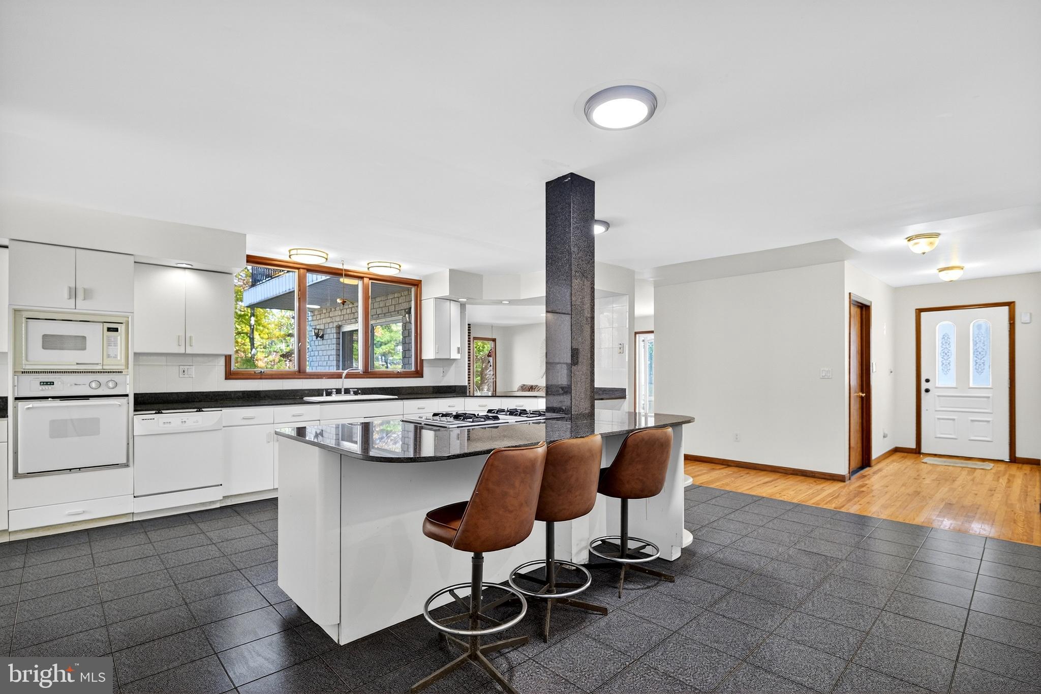 ROSEDALE ACRES - Residential