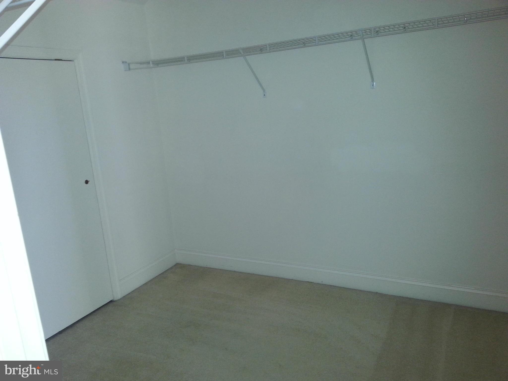 BRUNTON - Residential Lease