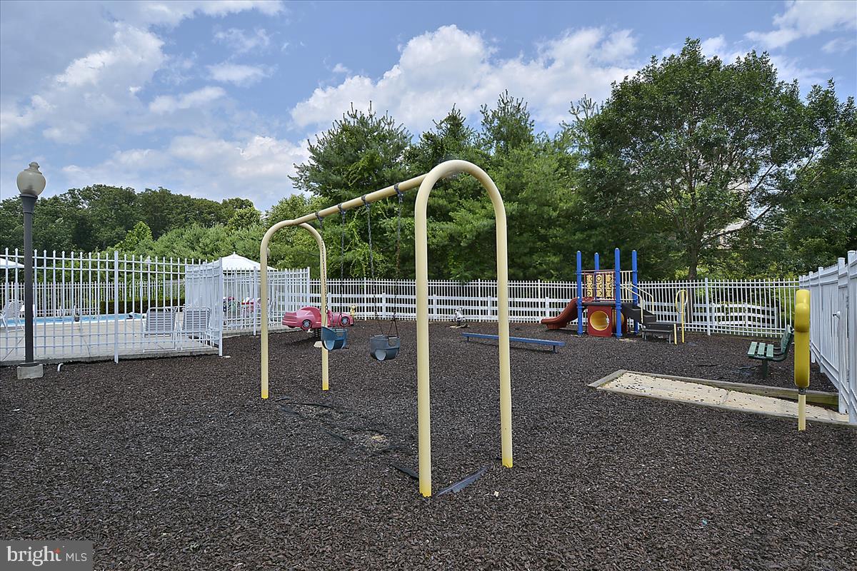 OWINGS MILLS - Residential