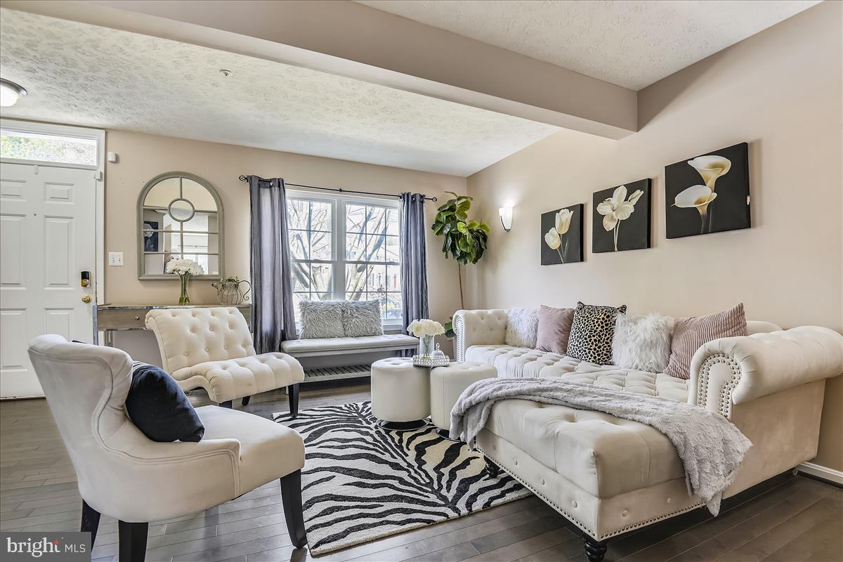 OWINGS MILLS - Residential