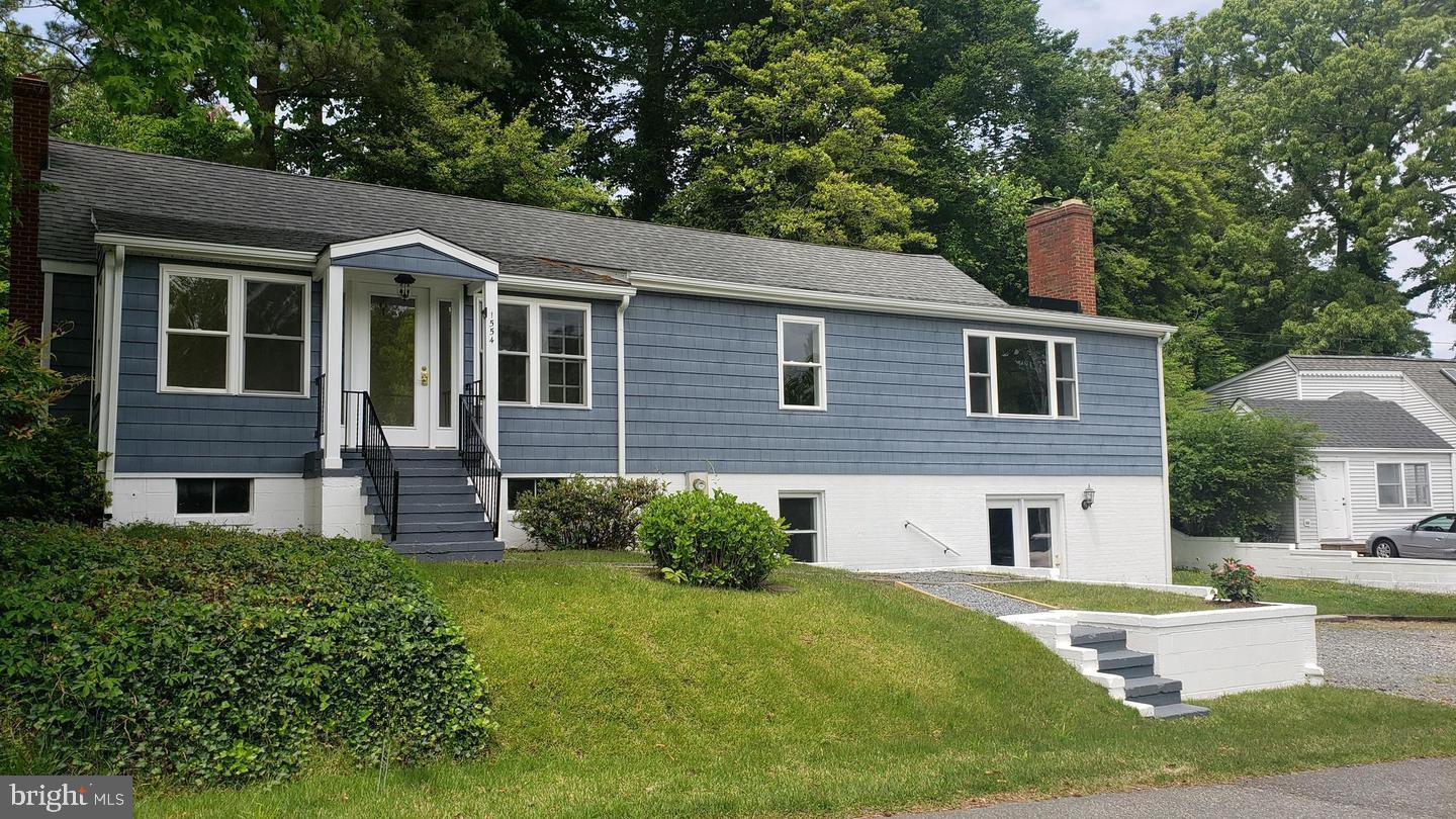 LONG BEACH - Residential Lease