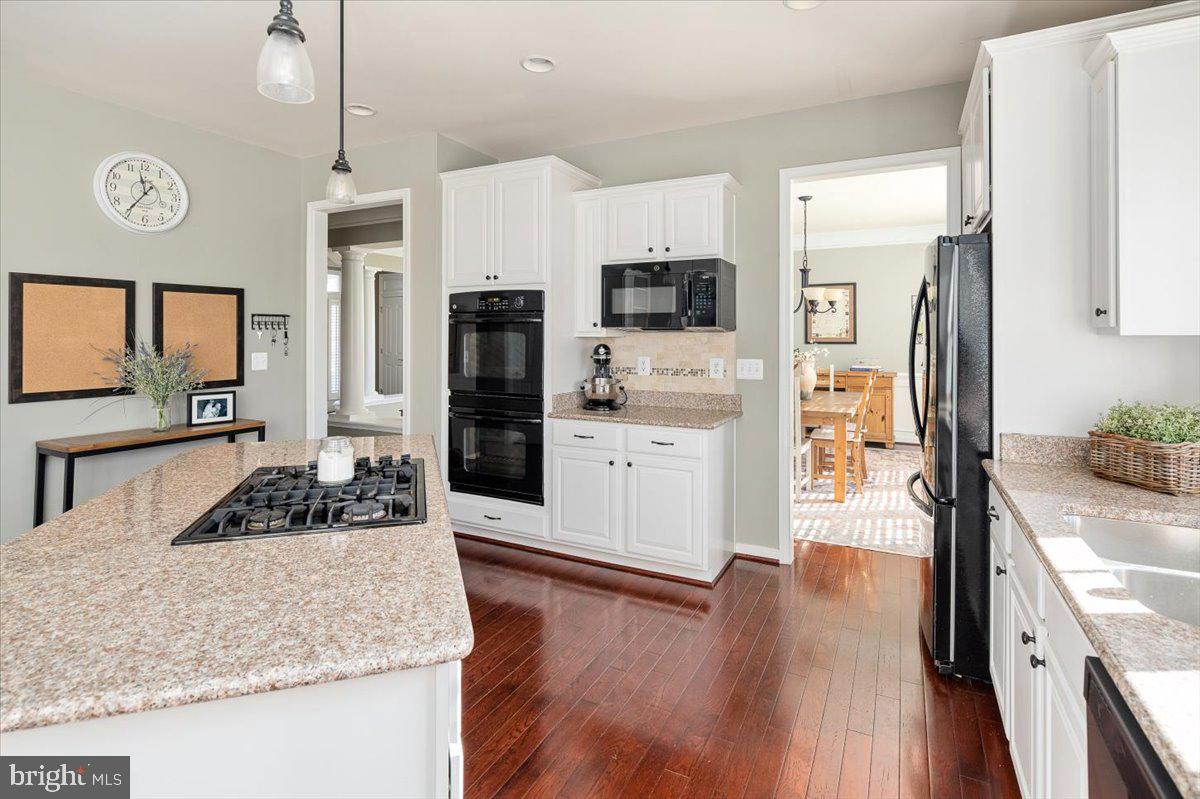 HILLS OF AQUIA - Residential