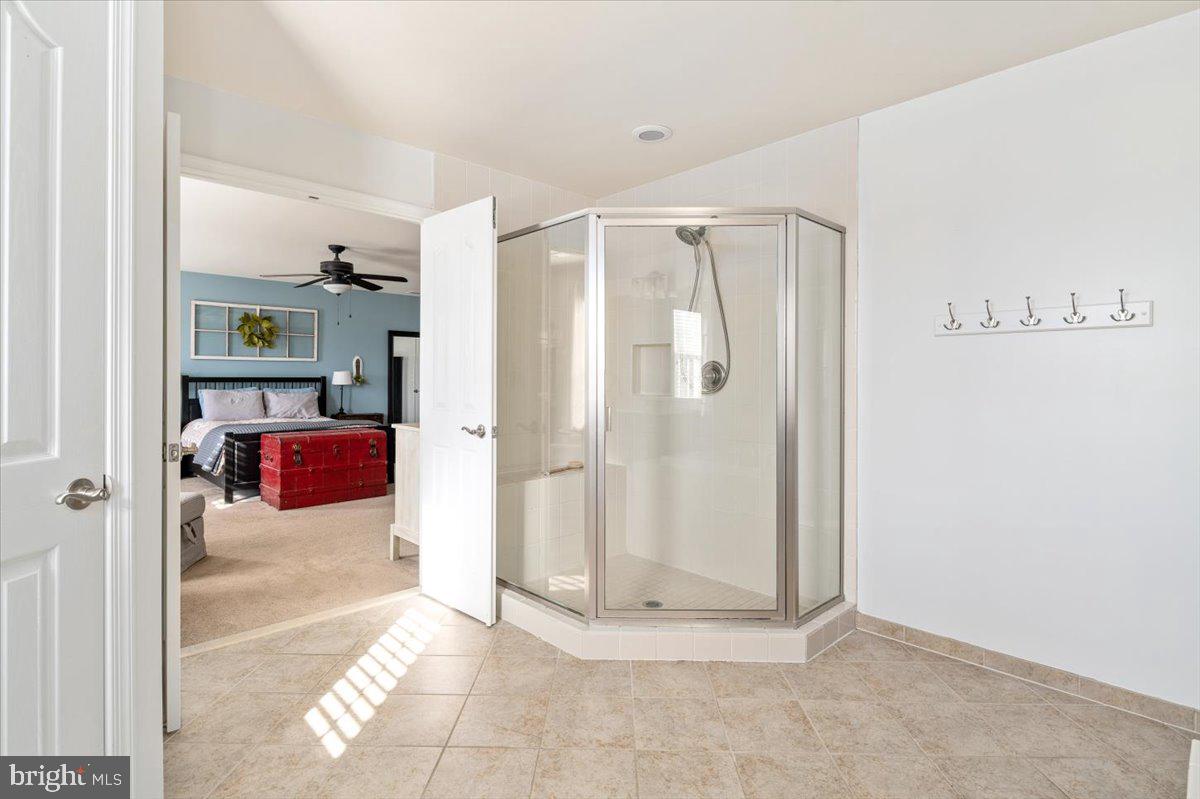 HILLS OF AQUIA - Residential