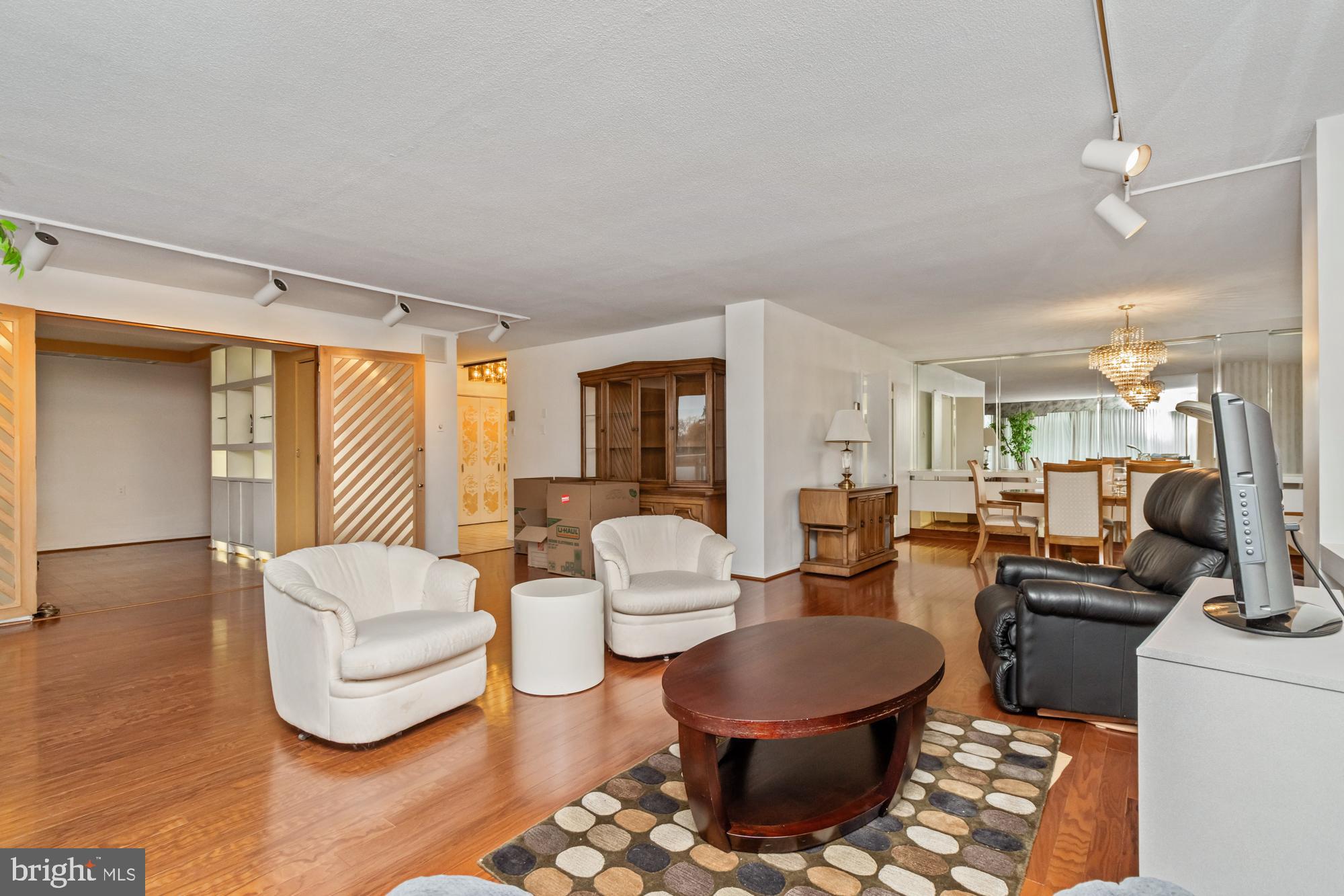 UPPER PARK HEIGHTS - Residential