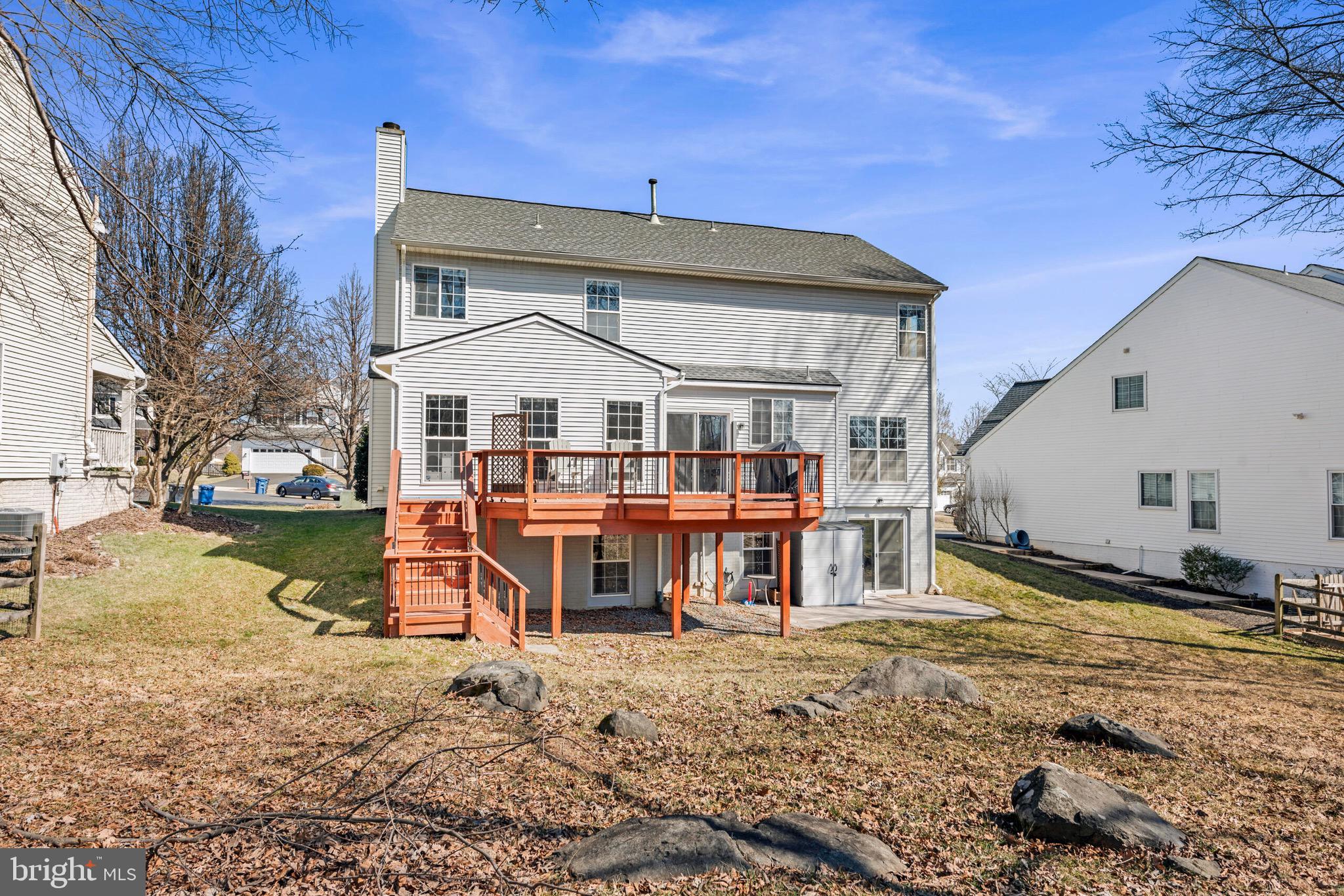 ASHBURN FARM - Residential Lease