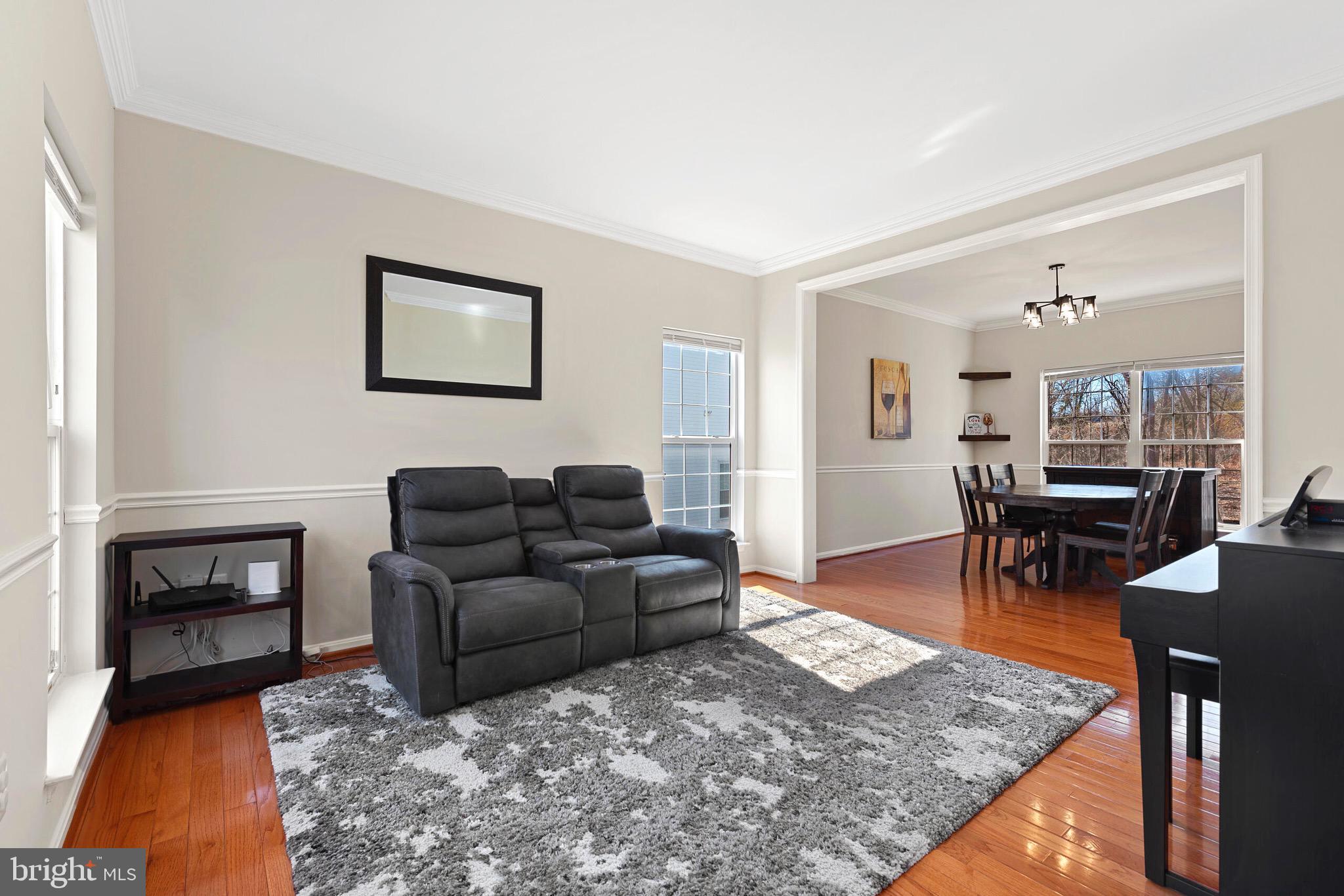 ASHBURN FARM - Residential Lease