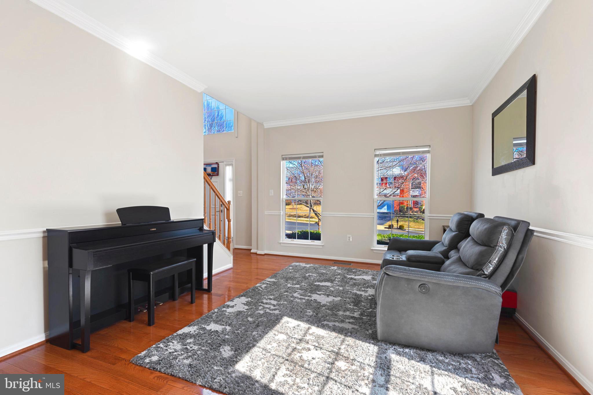 ASHBURN FARM - Residential Lease