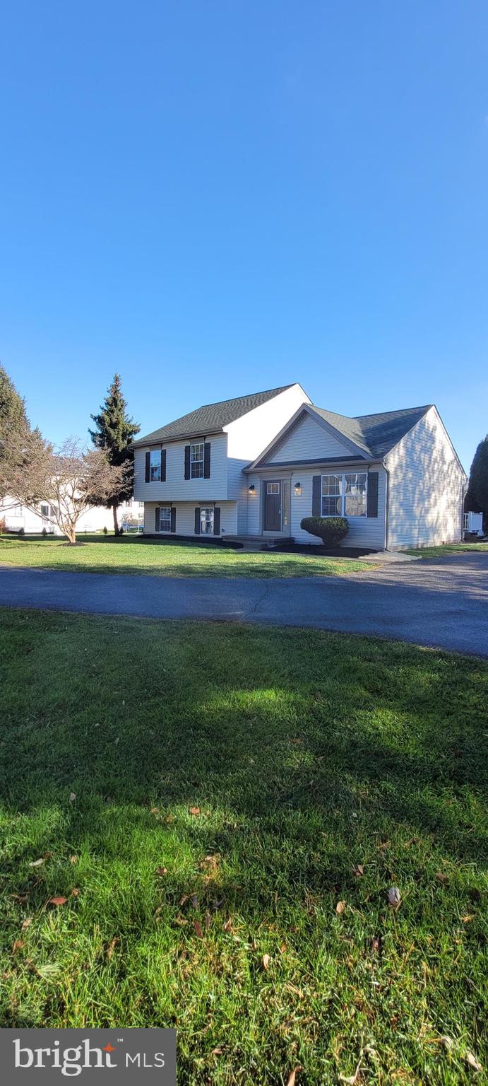 MEADOWBROOK - Residential