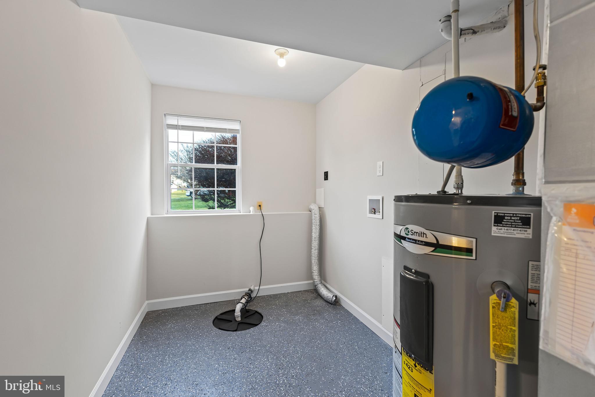 MEADOWBROOK - Residential