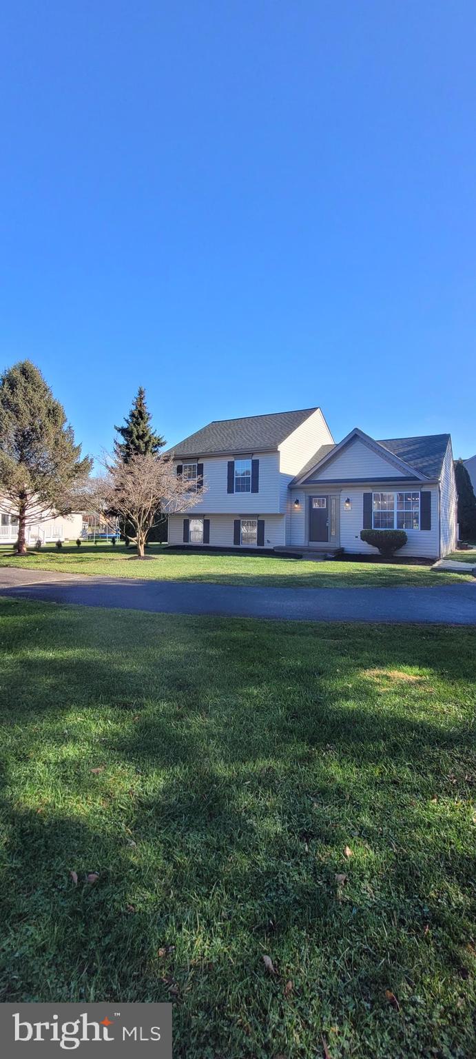 MEADOWBROOK - Residential