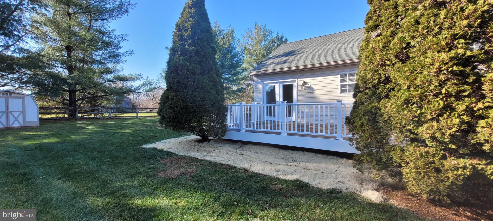 MEADOWBROOK - Residential