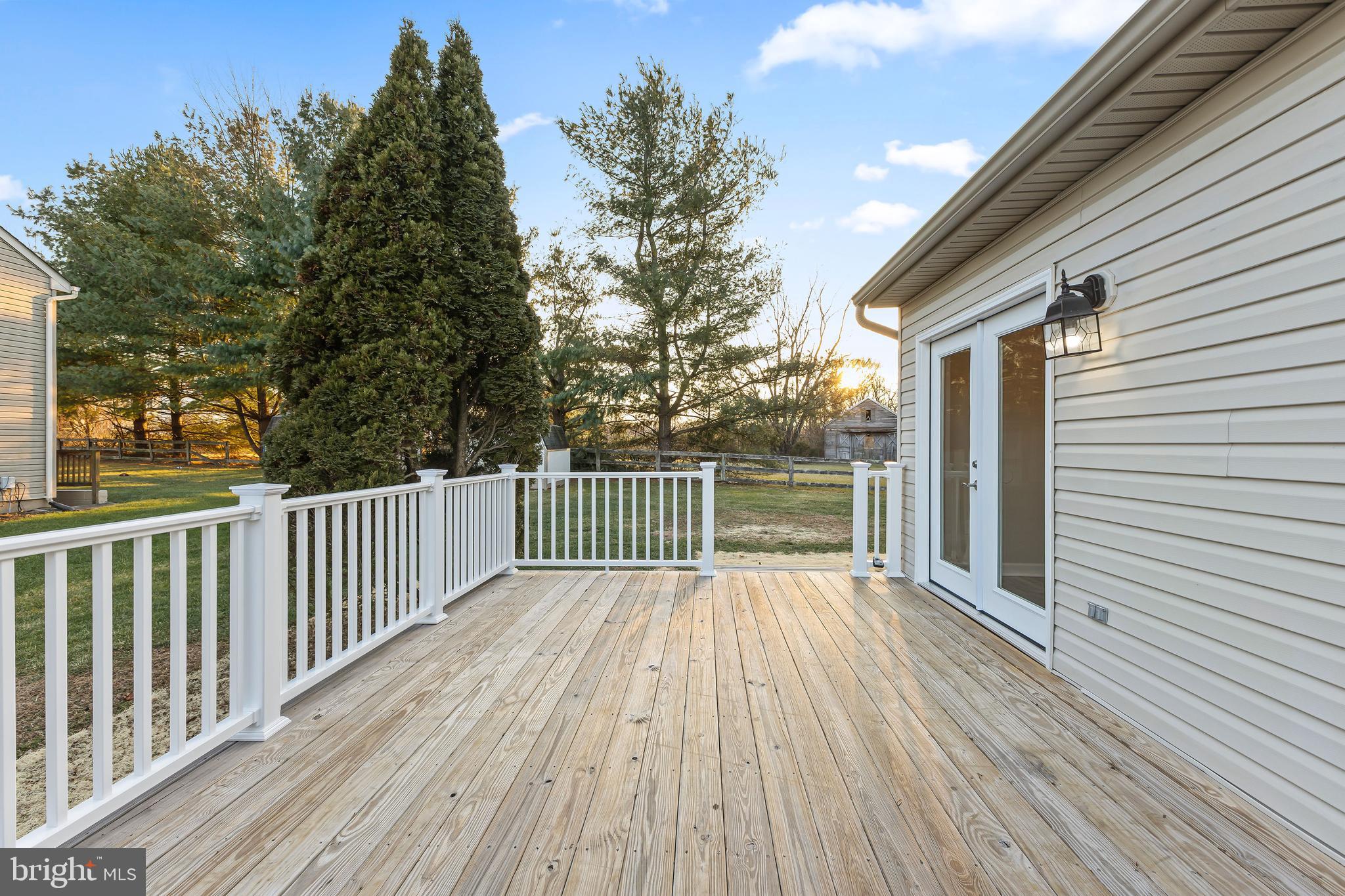 MEADOWBROOK - Residential