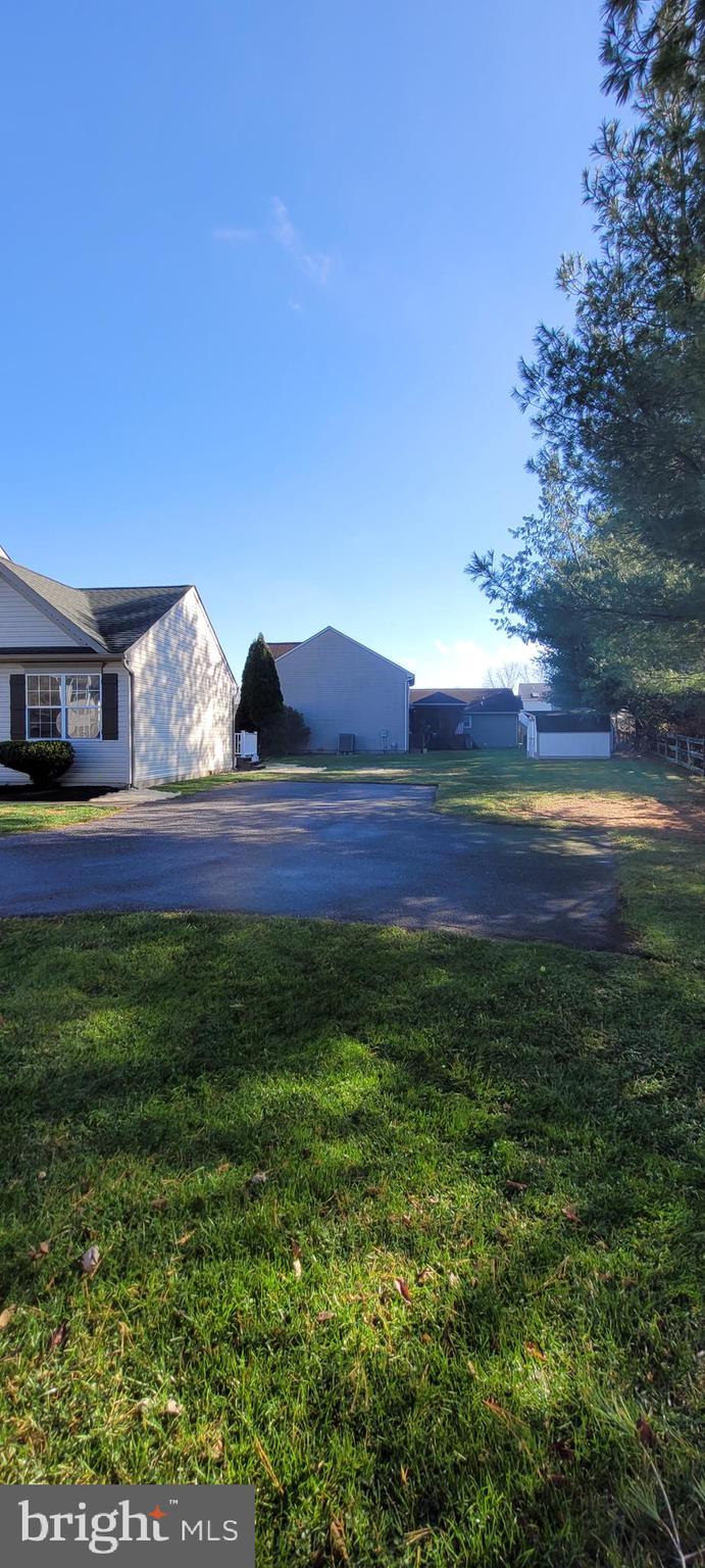 MEADOWBROOK - Residential