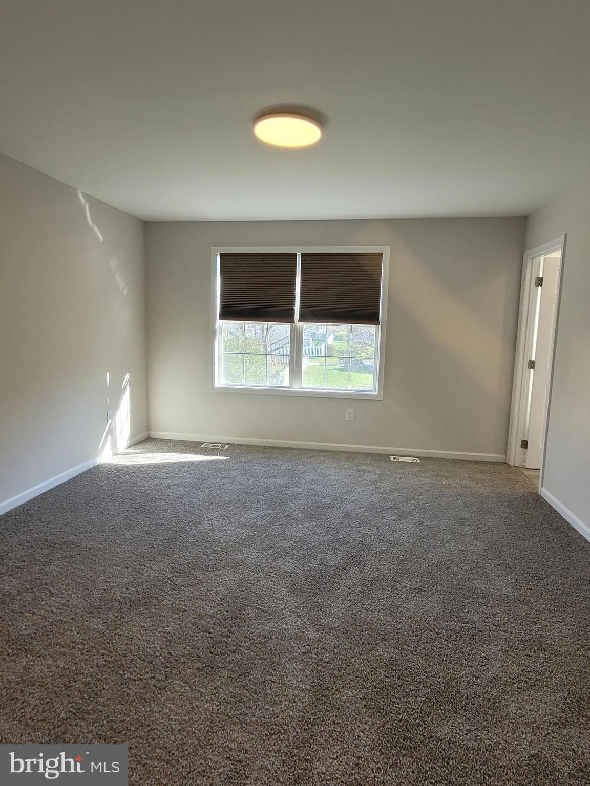 MEADOWBROOK - Residential