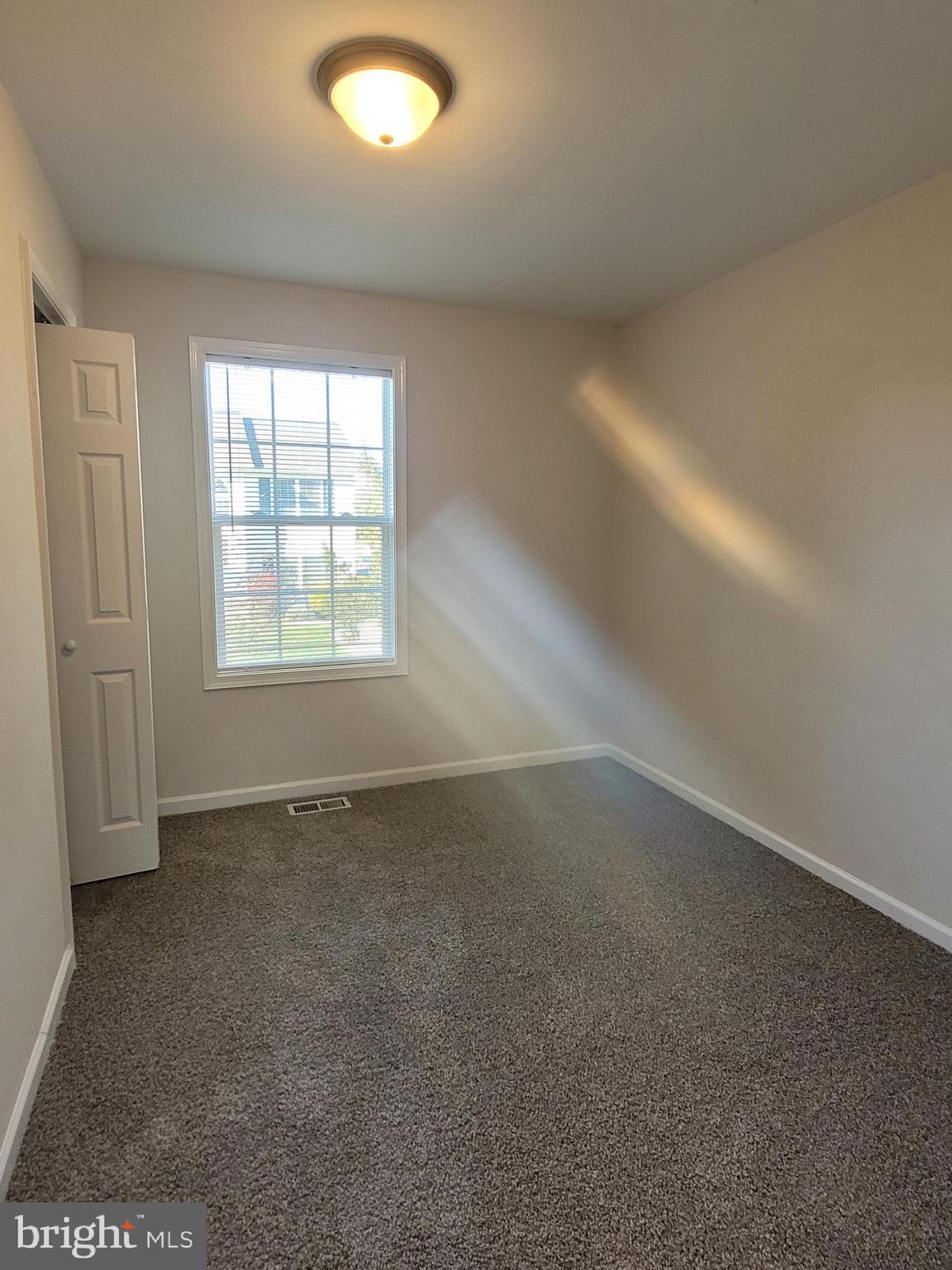 MEADOWBROOK - Residential