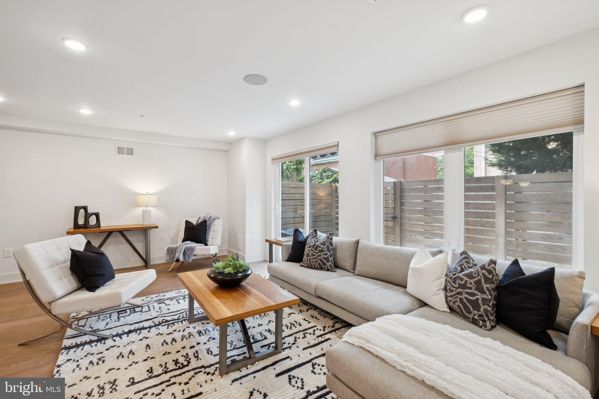 ART MUSEUM AREA - Residential