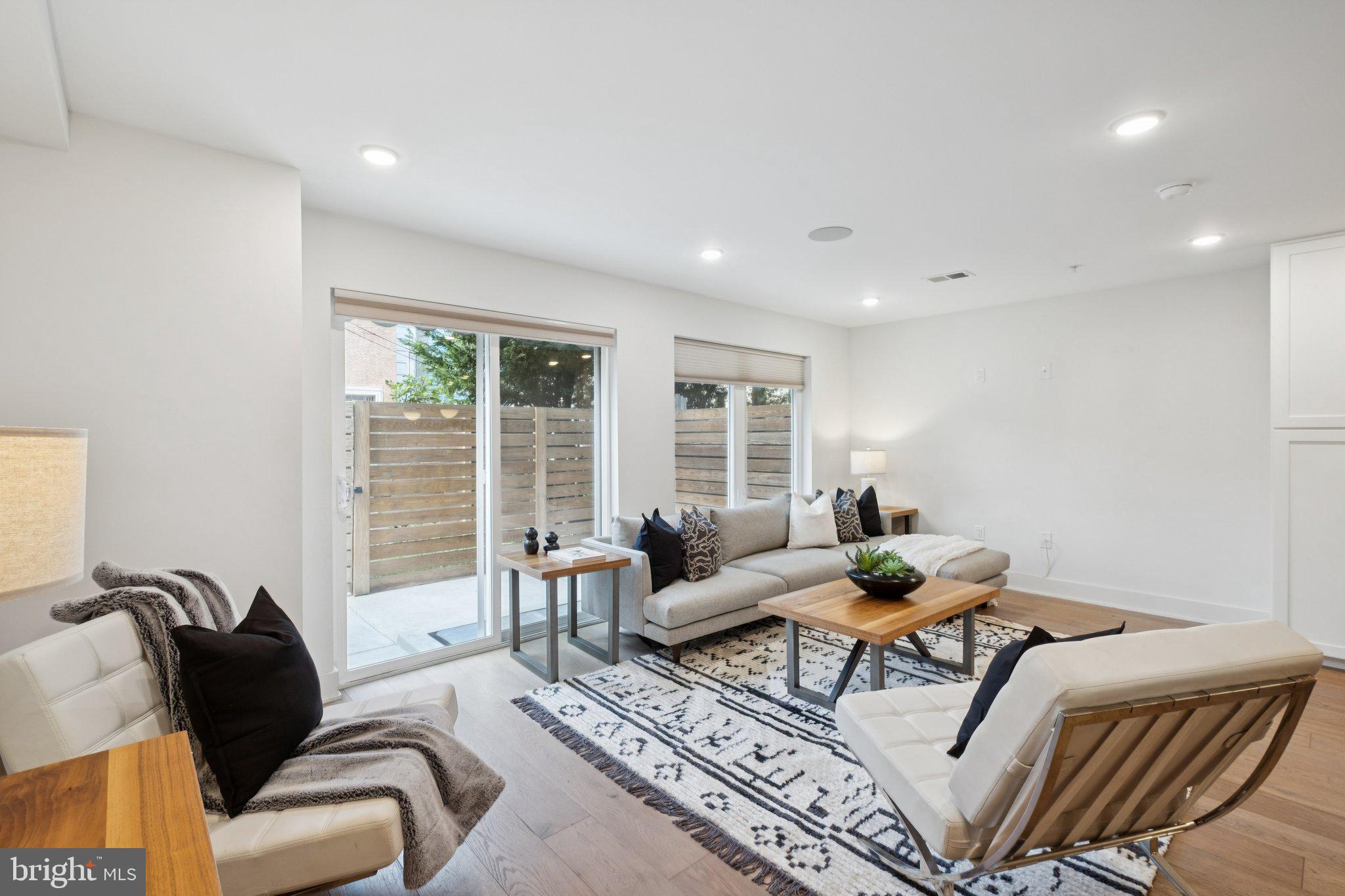 ART MUSEUM AREA - Residential