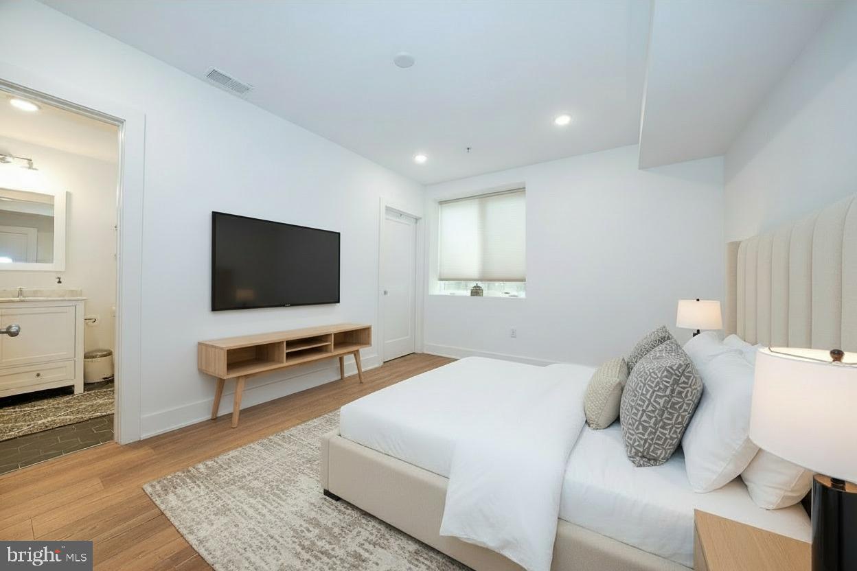 ART MUSEUM AREA - Residential