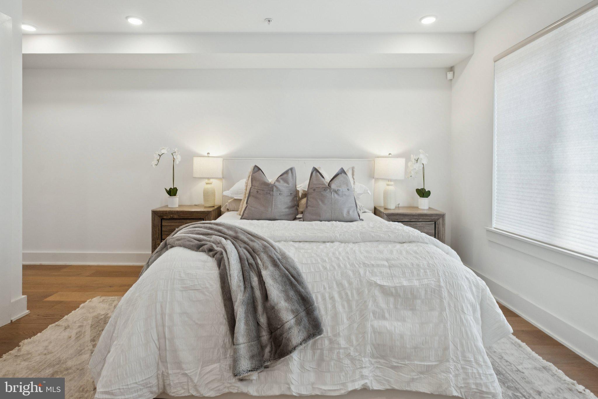 ART MUSEUM AREA - Residential