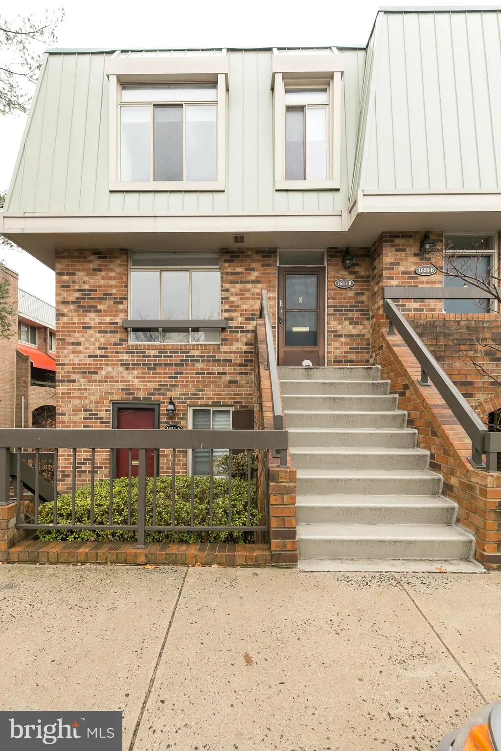 1631 S Hayes Street Unit 2, Arlington, VA 22202