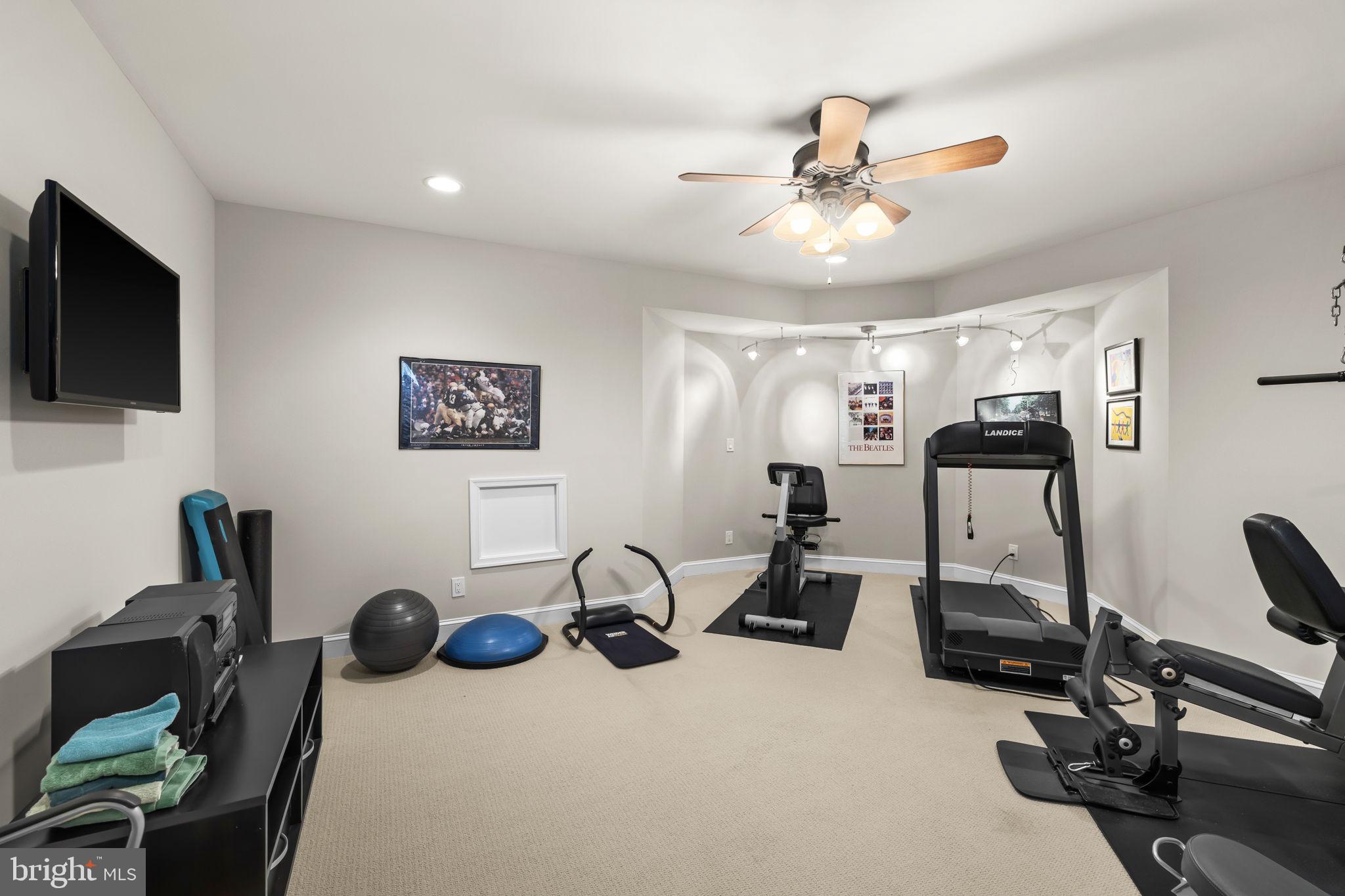 FAWN LAKE - Residential