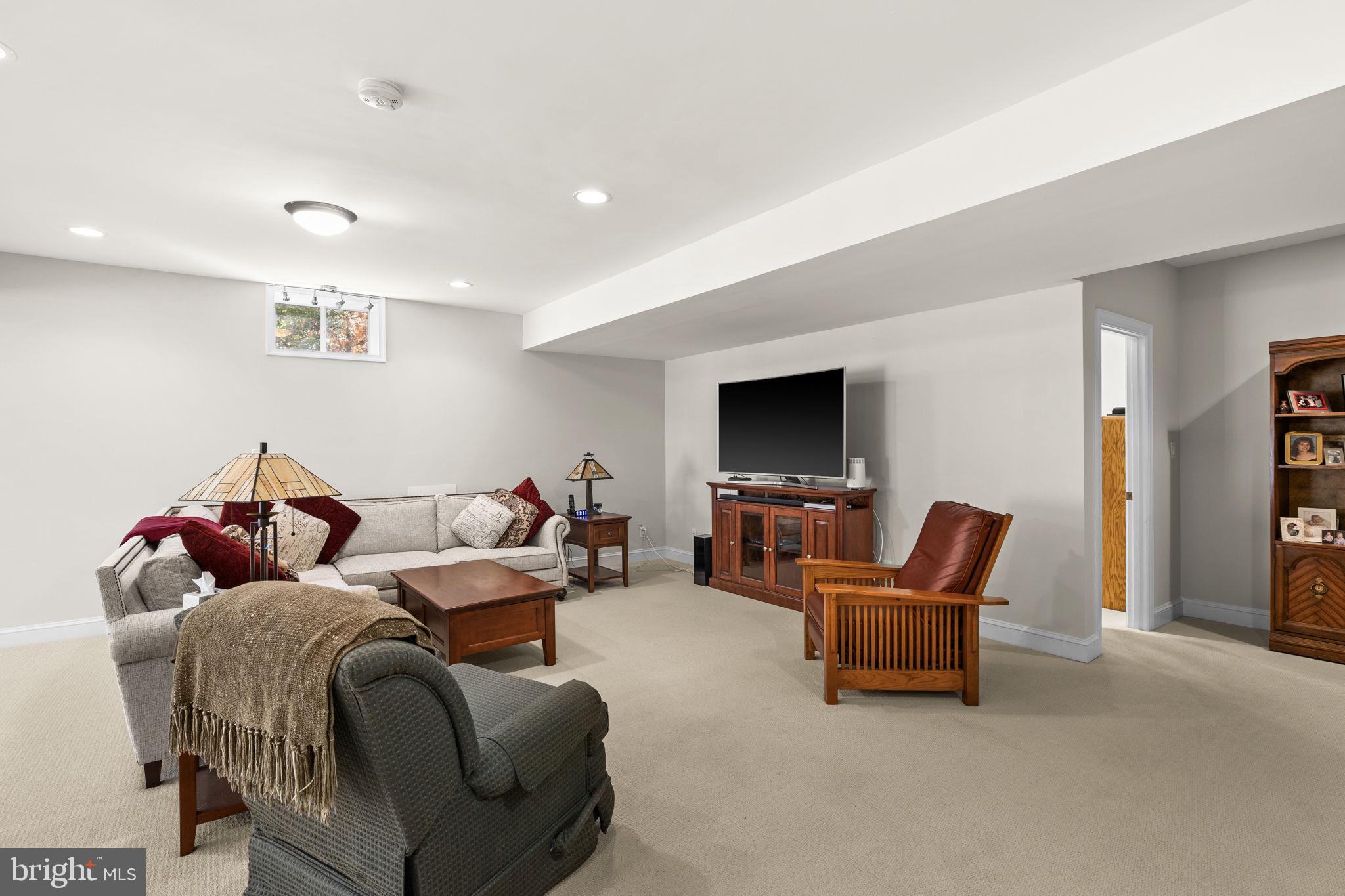 FAWN LAKE - Residential