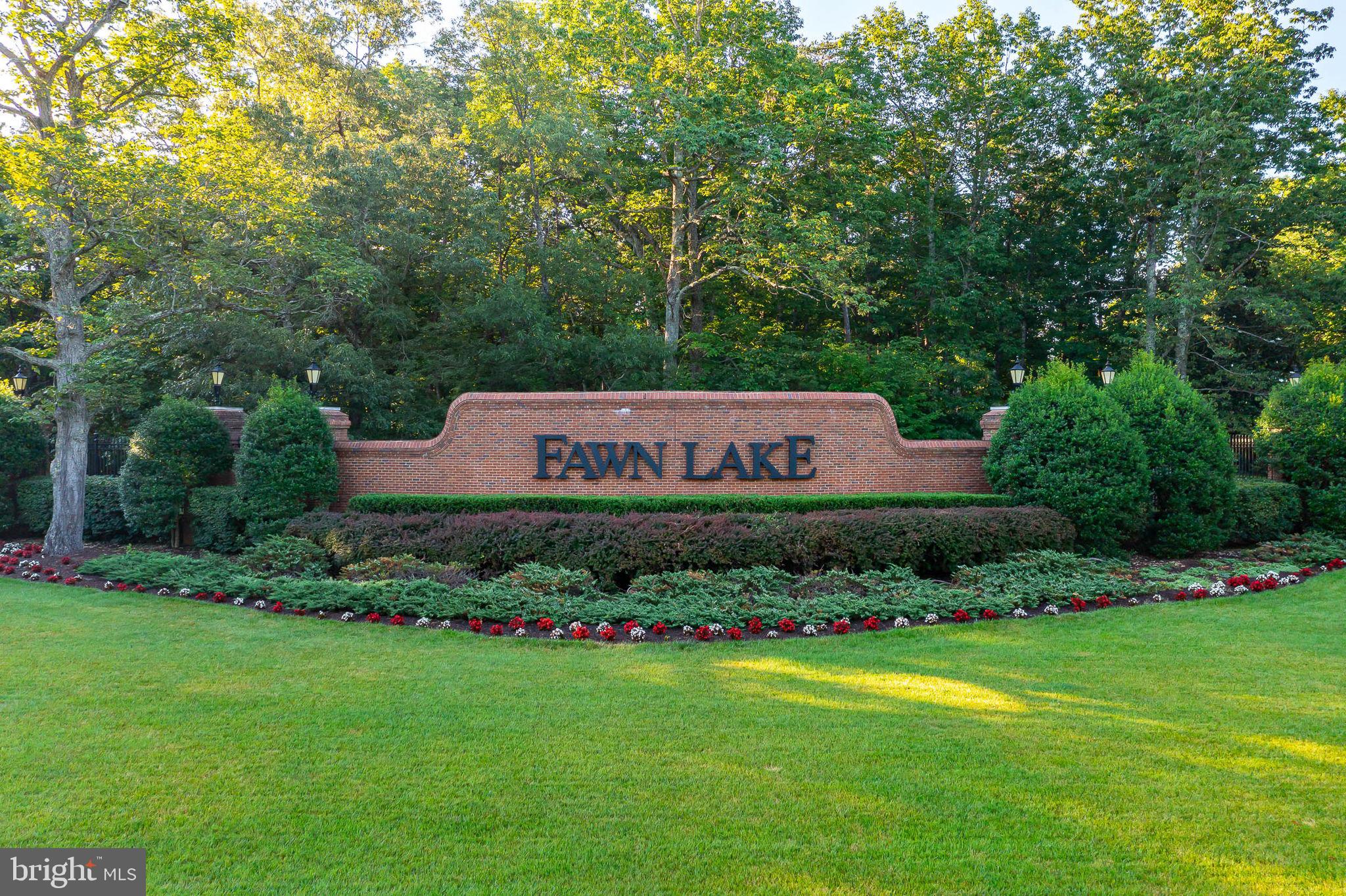 FAWN LAKE - Residential