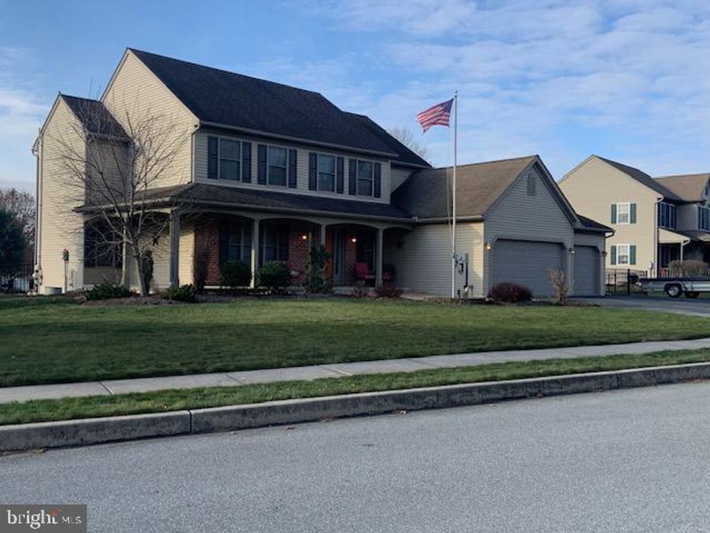 Photo of 103 Forry Drive, EPHRATA, PA 17522 (MLS # PALA2062346)