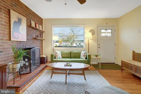 170 Cambridge Road, Alexandria, VA 22314 - MLS#: VAAX2041510