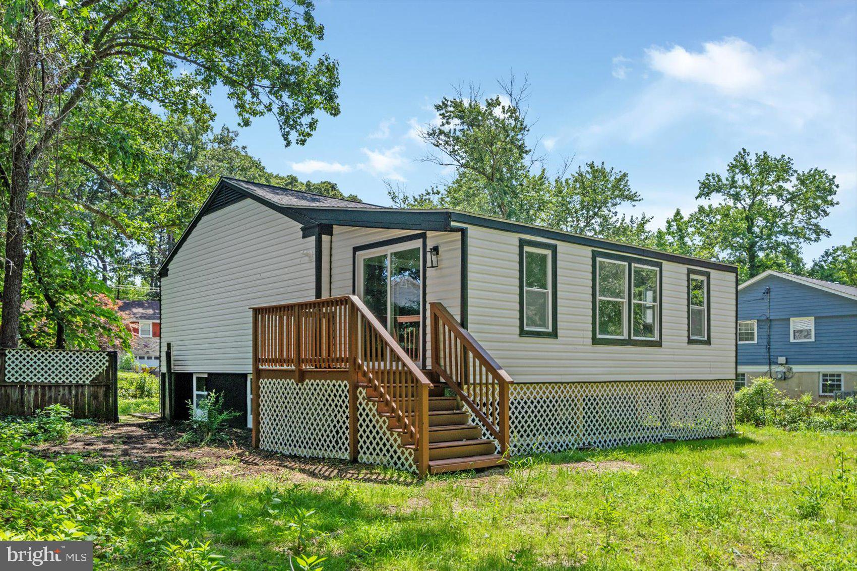 404 EDGEMERE DRIVE