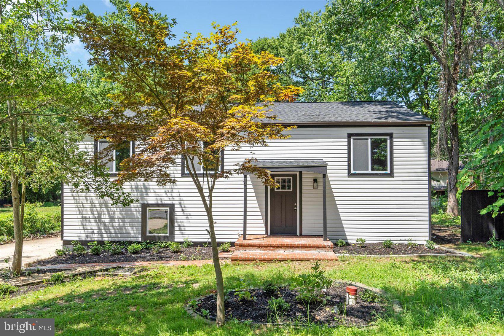 404 EDGEMERE DRIVE