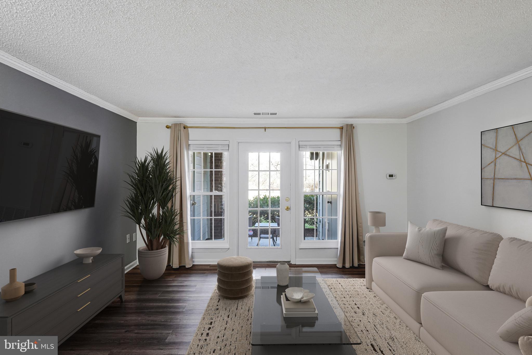 ASHBURN FARM - Residential