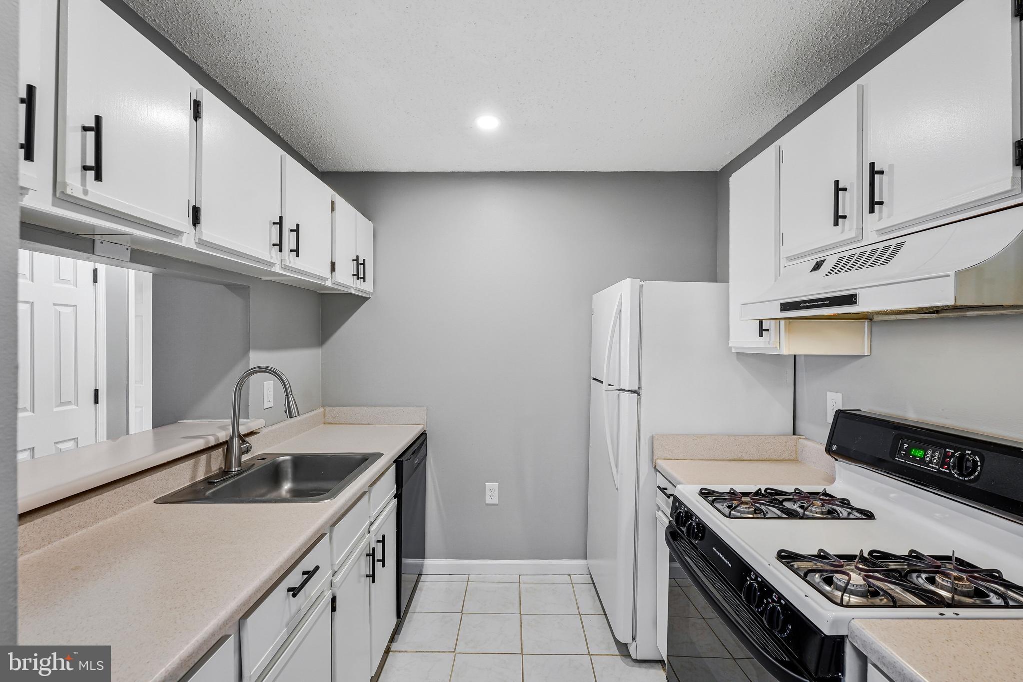 ASHBURN FARM - Residential