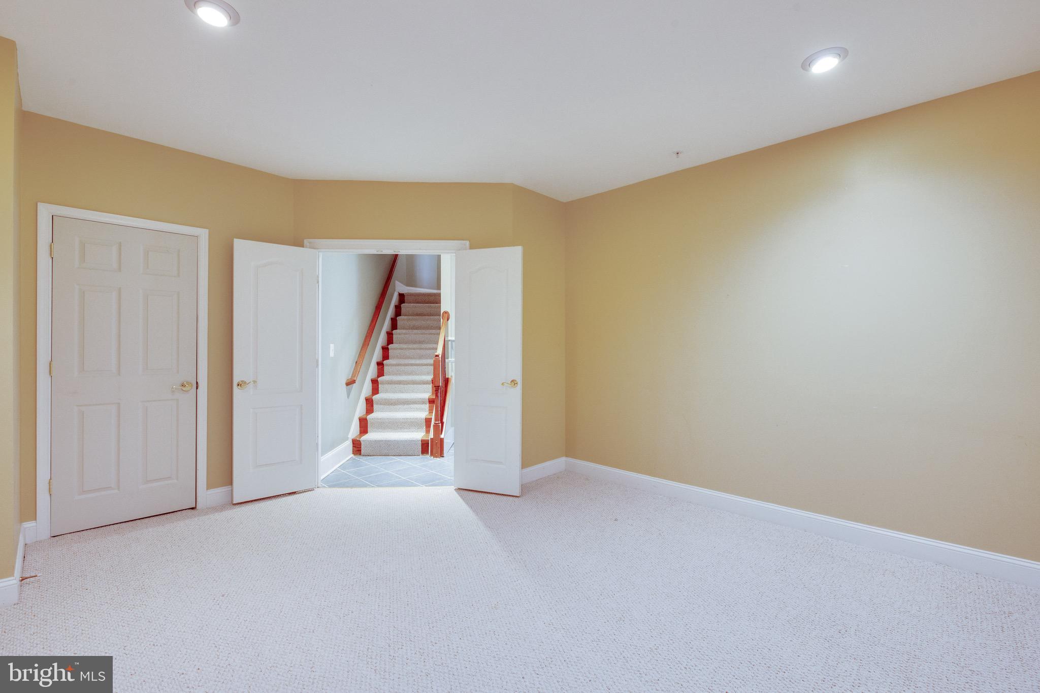 TYSONS TRACE - Residential