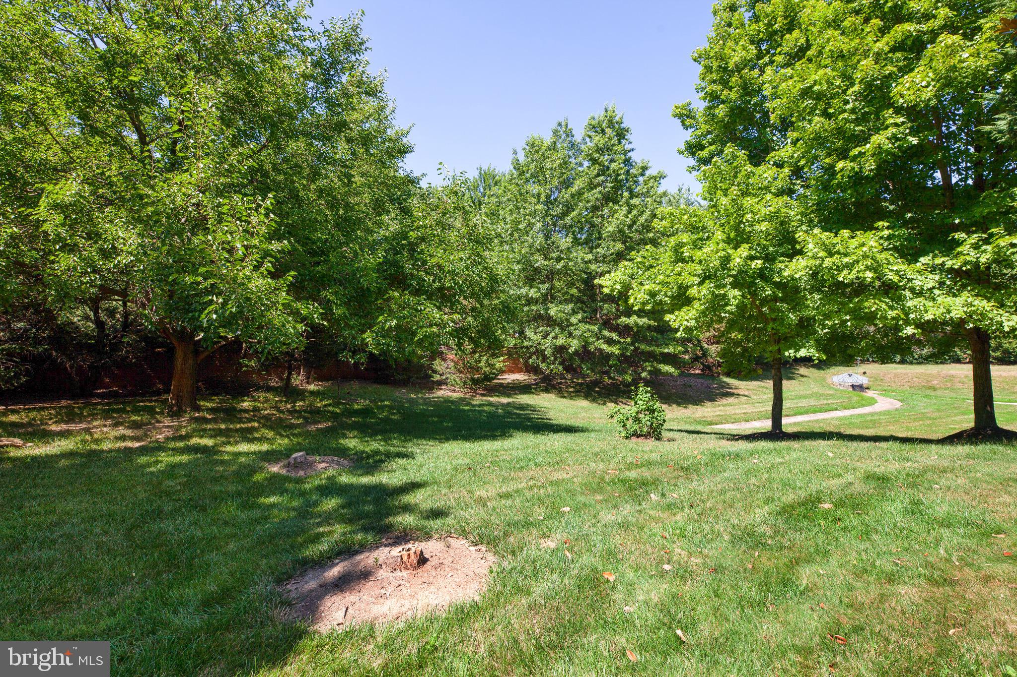 TYSONS TRACE - Residential