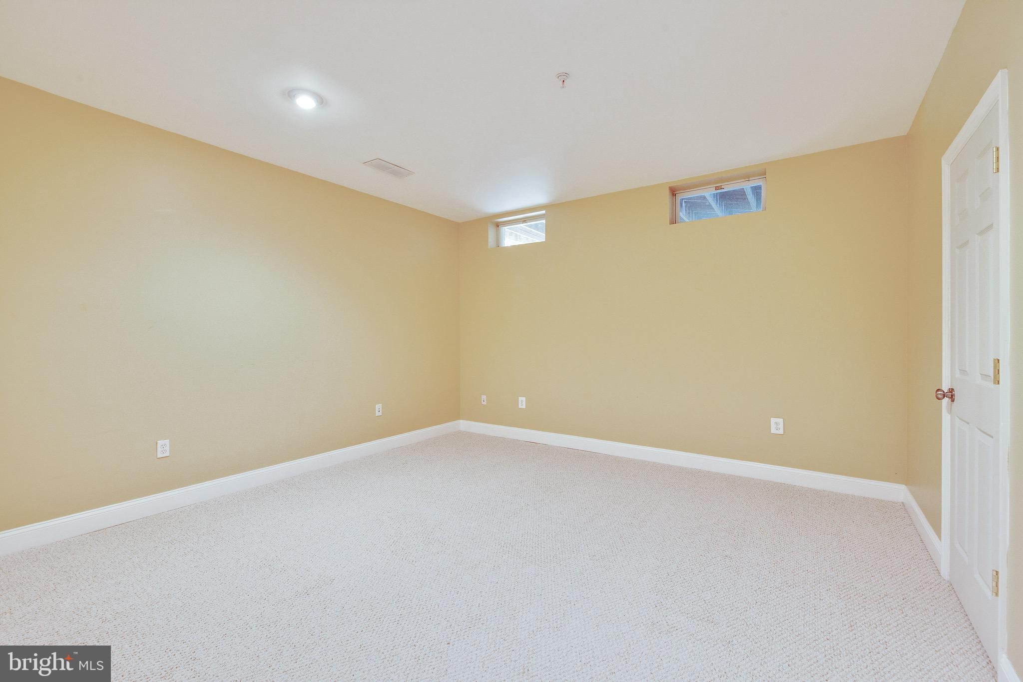 TYSONS TRACE - Residential