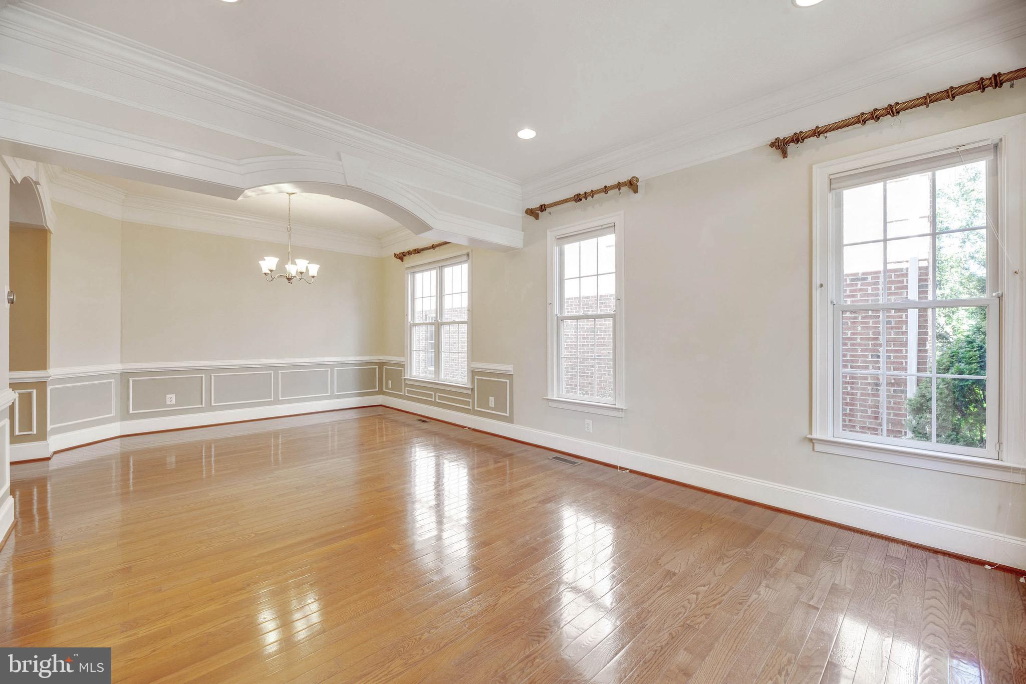 TYSONS TRACE - Residential