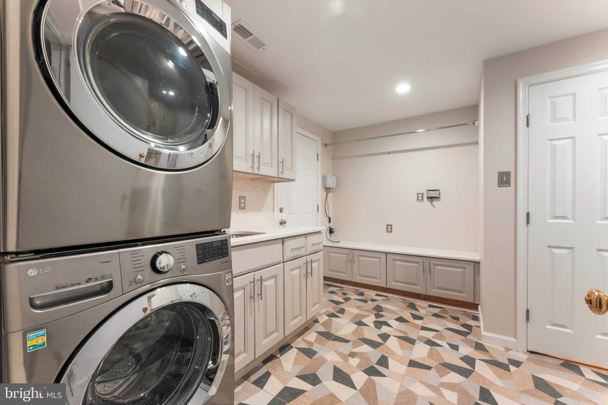 TIMBER RIDGE - Residential