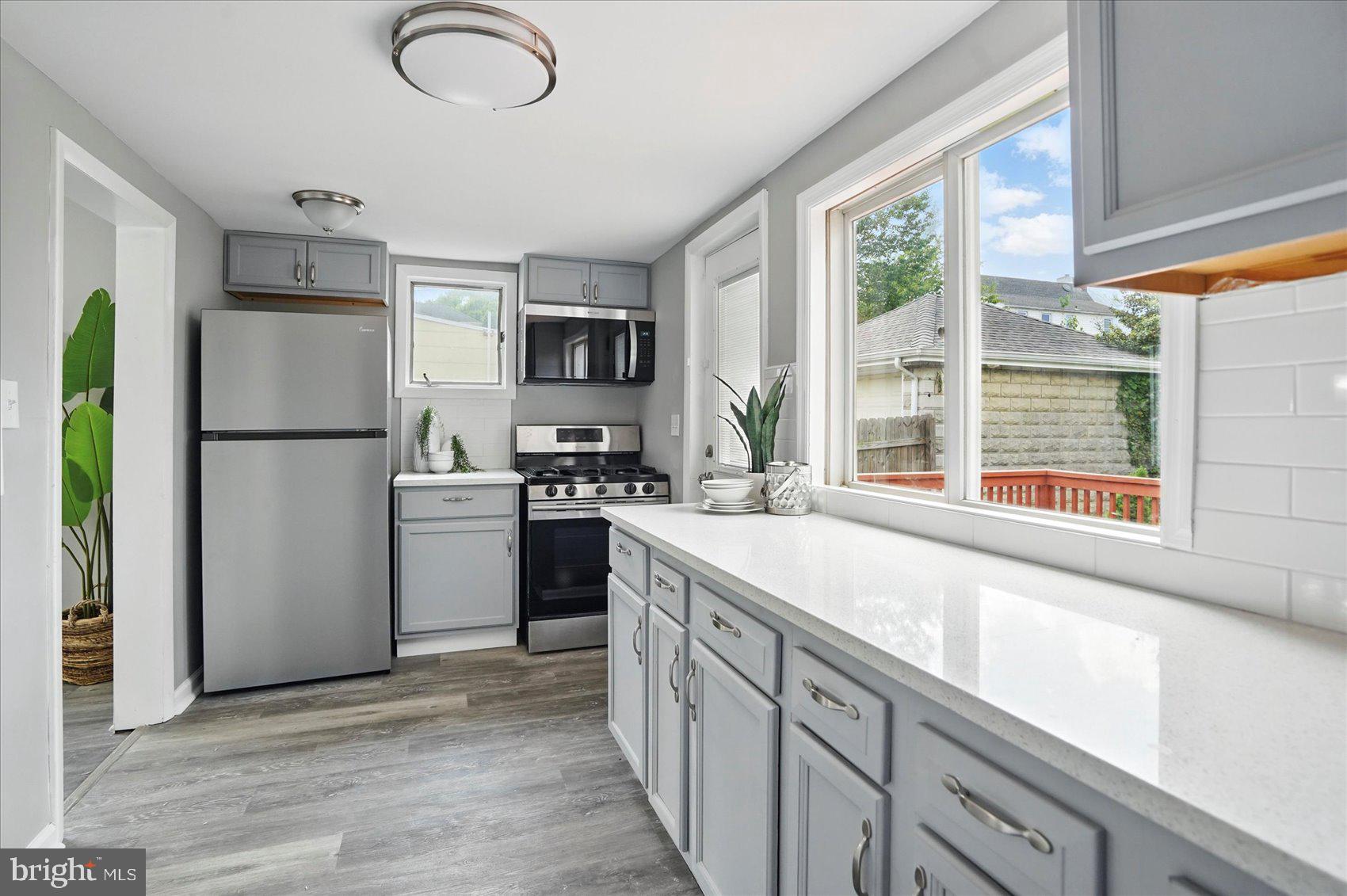 TAYLOR HEIGHTS - Residential